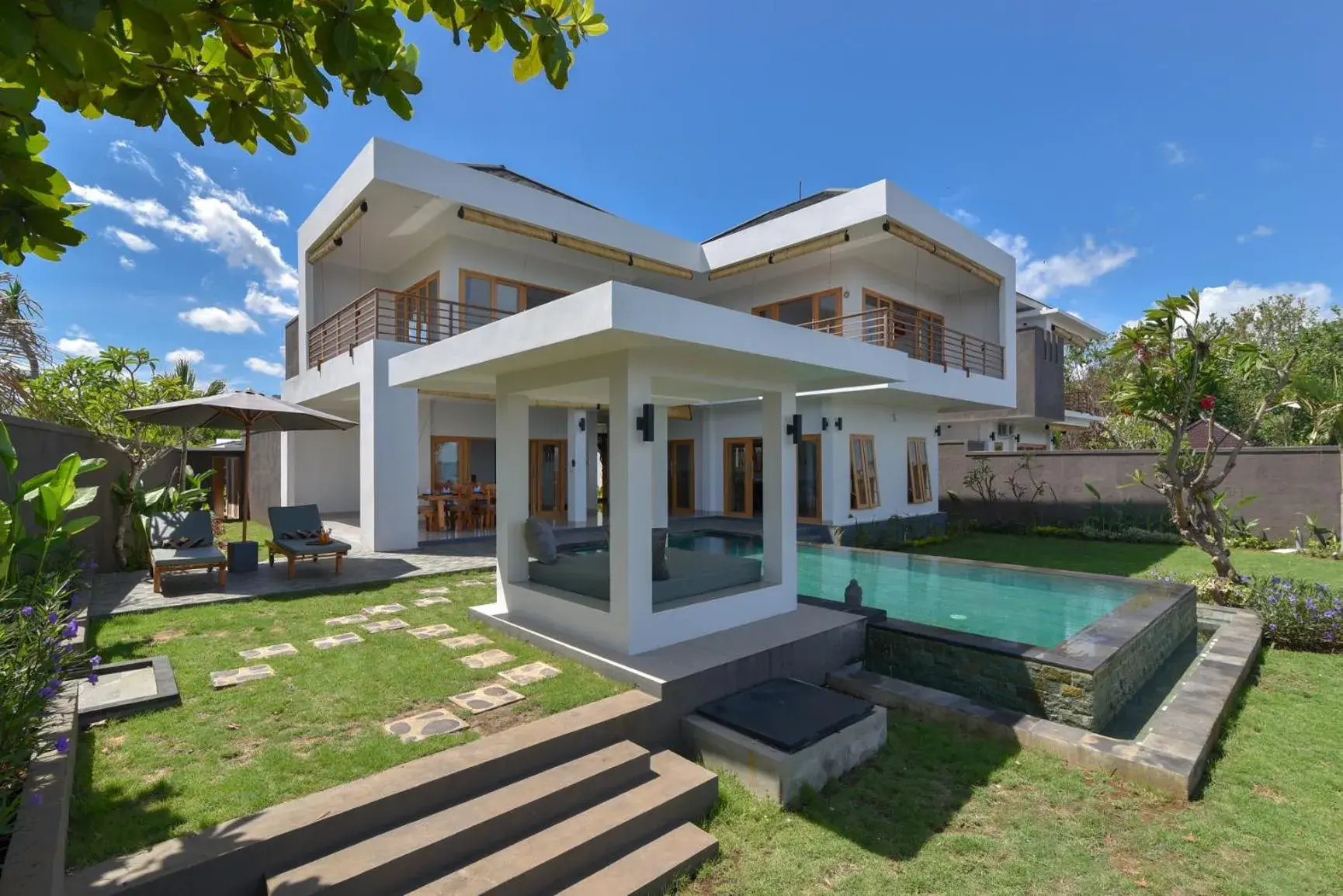 Three Bedroom pool Villa Sea View in The Manik Kalisada Three Bedroom pool Villa Sea View in The Manik Kalisada