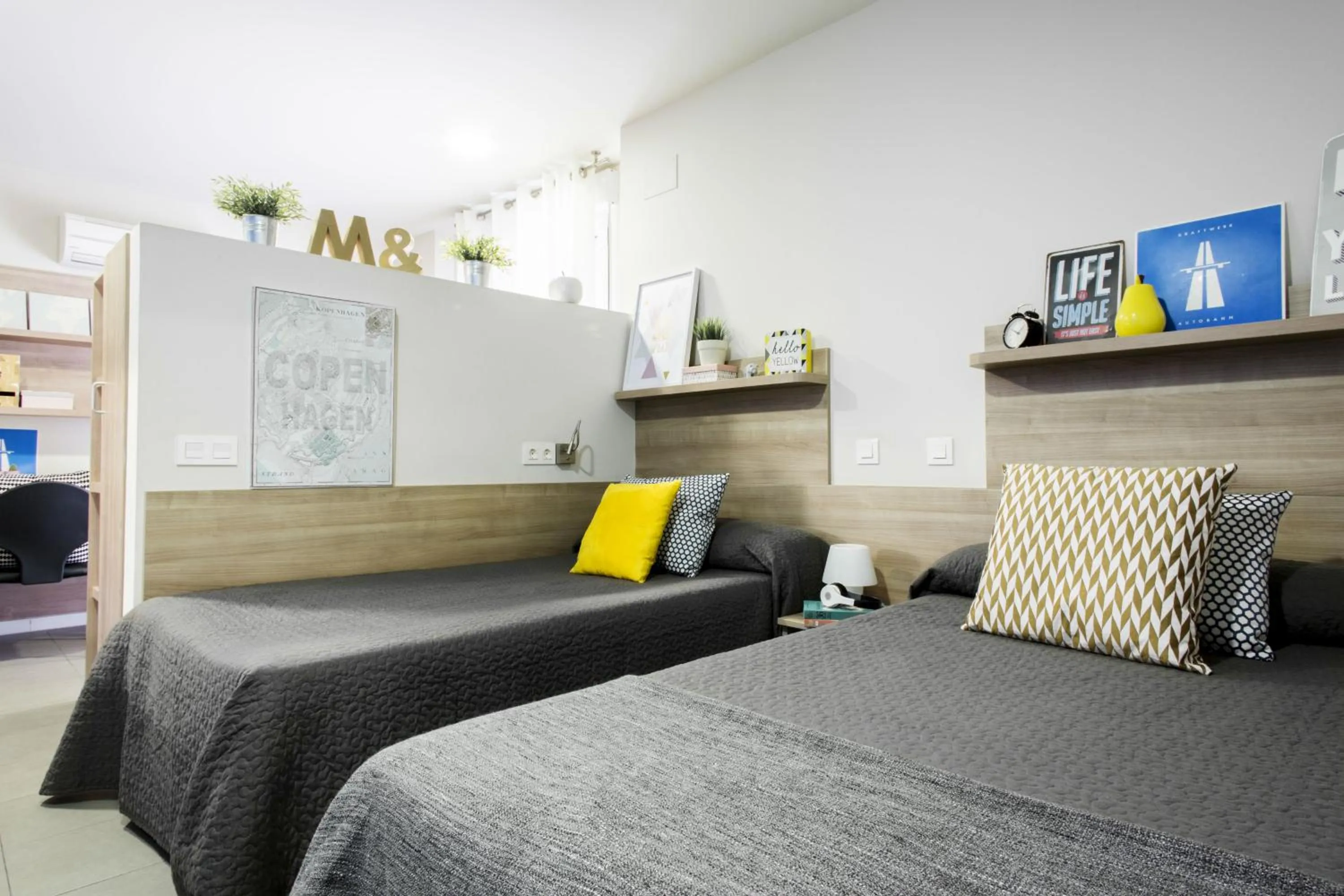 Bed in Colegio Mayor Resa La Concepción