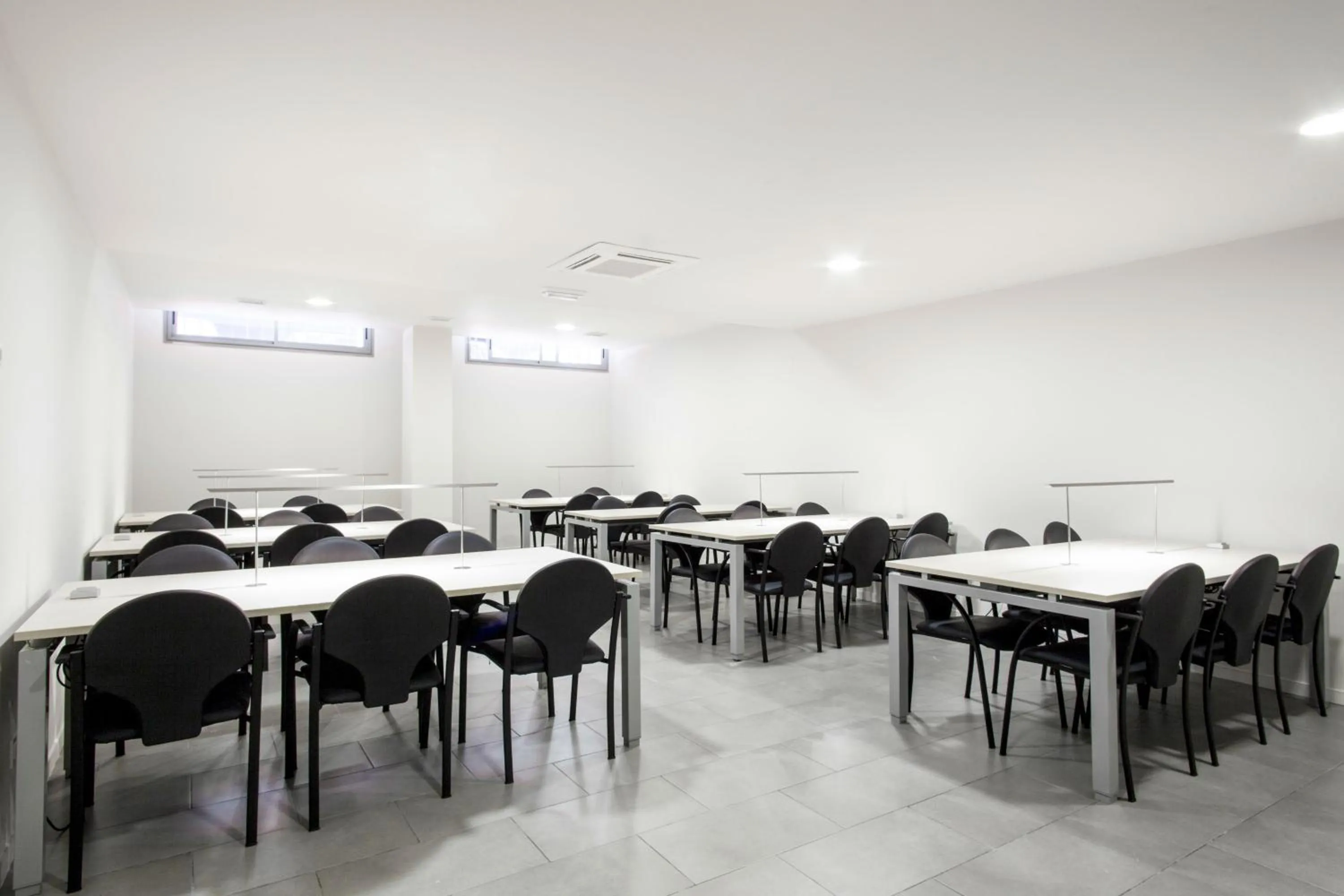 Meeting/conference room in Colegio Mayor Resa La Concepción