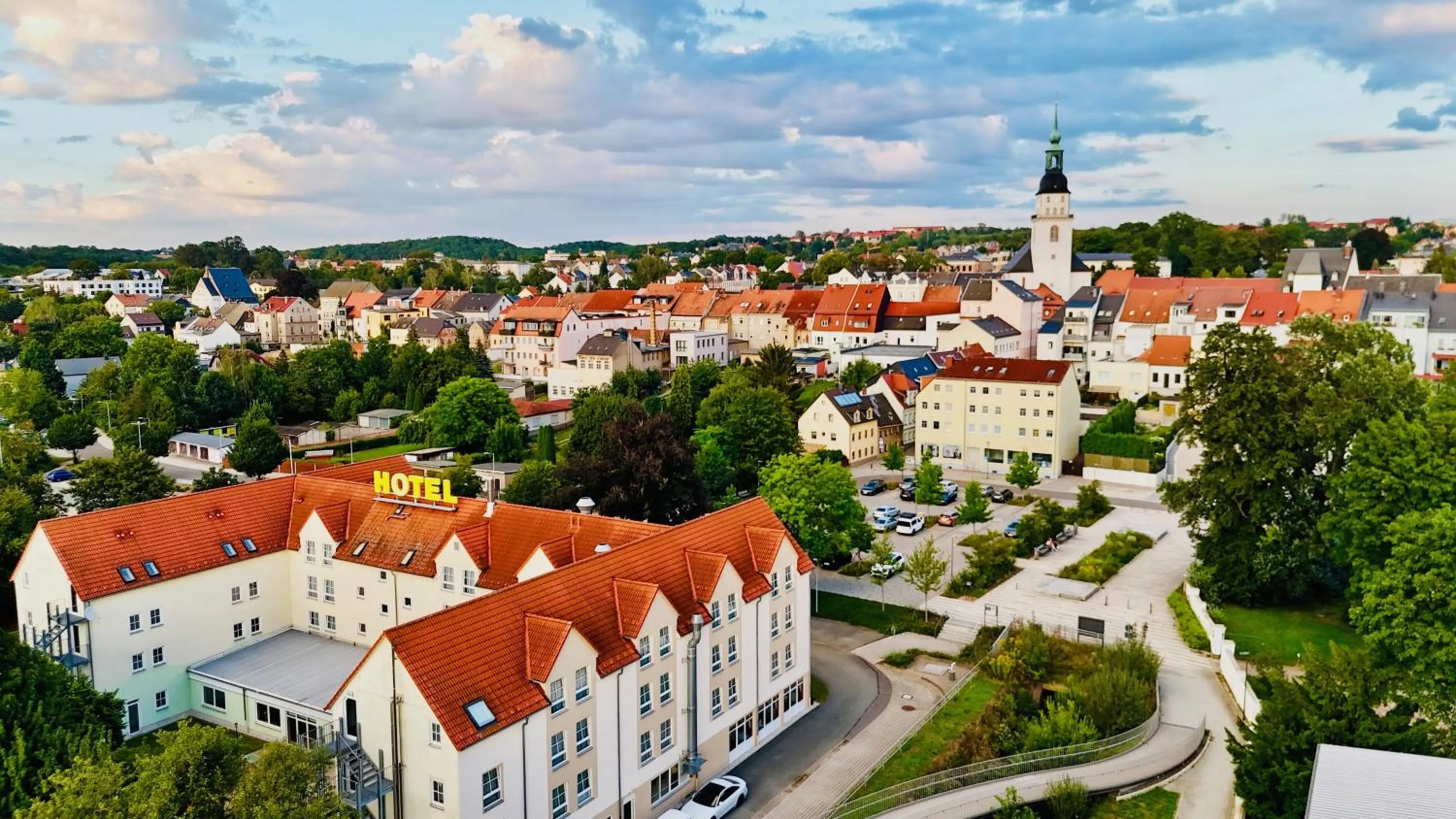 Property building in AKZENT Hotel Frankenberg