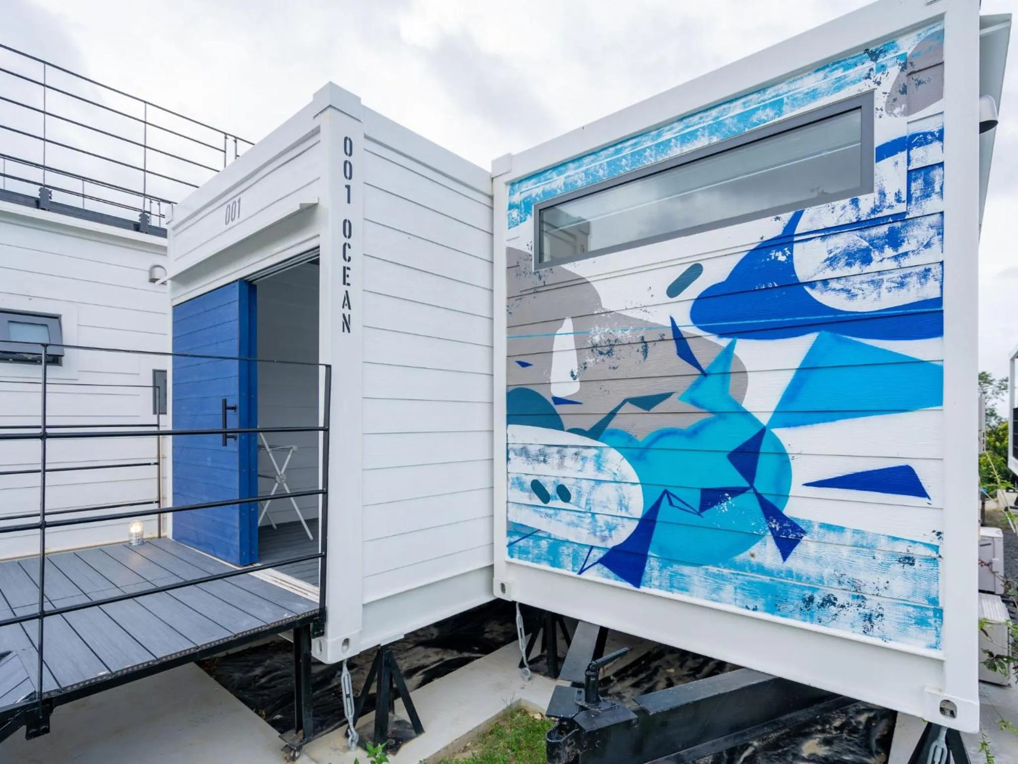 Property building in GLORY ISLAND OKINAWA Yabusachi Resort