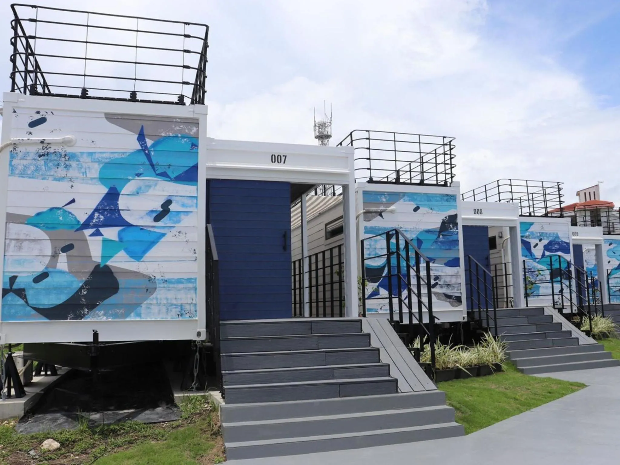 Property building in GLORY ISLAND OKINAWA Yabusachi Resort