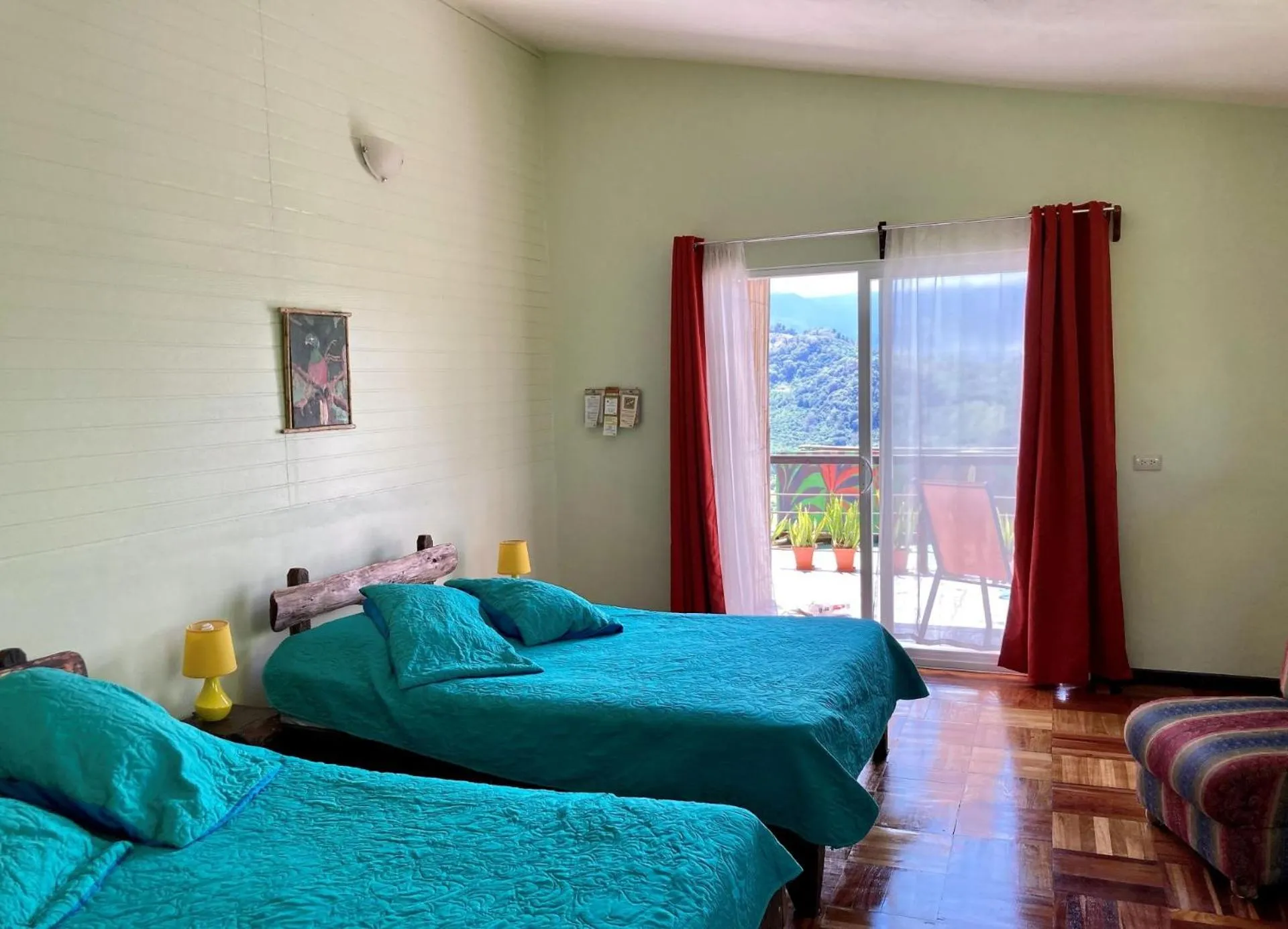 Photo of the whole room, Bed in Rinconcito Verde