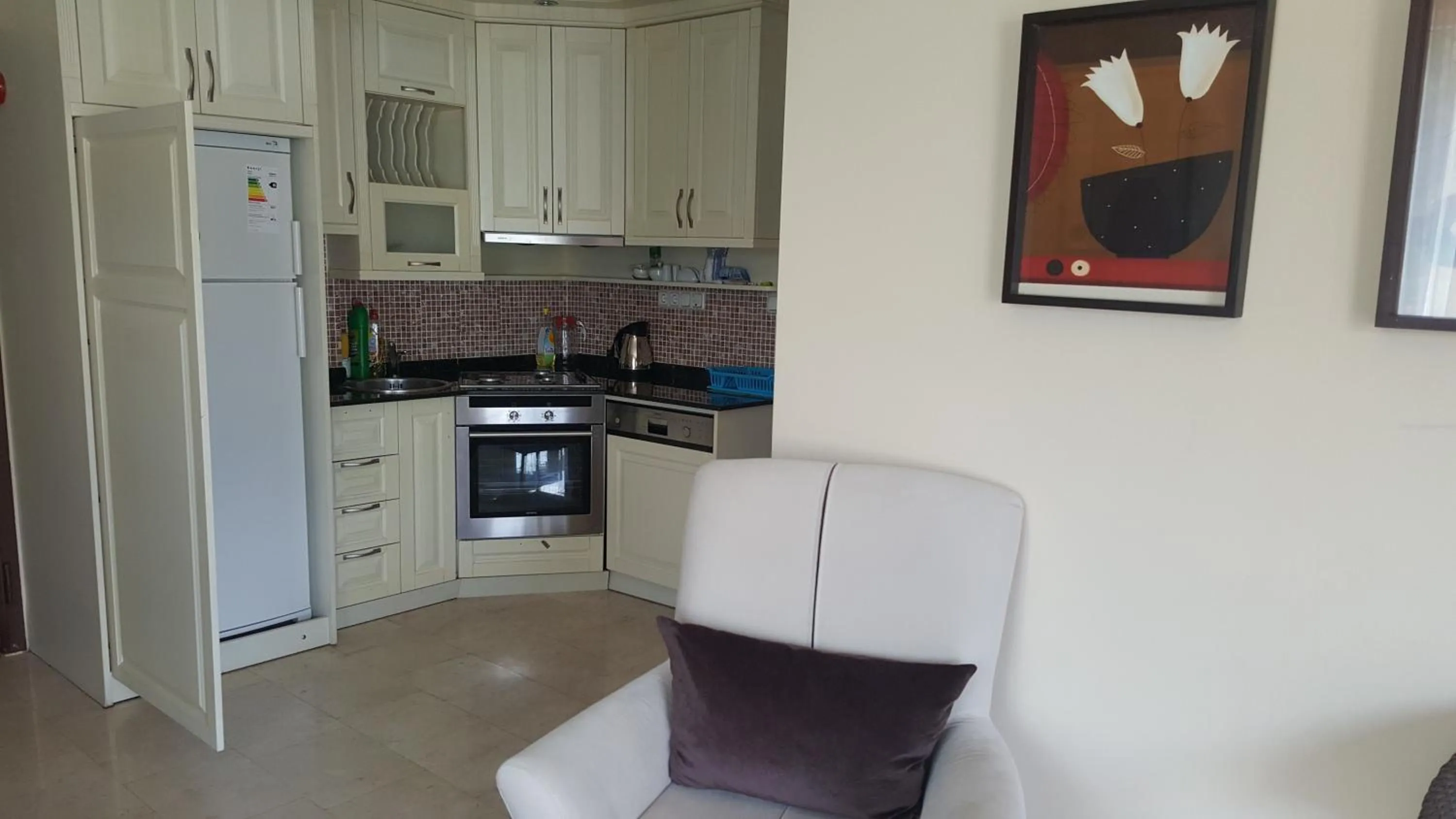 Kitchen or kitchenette in Alanya Goldcity 2 bedroom villa