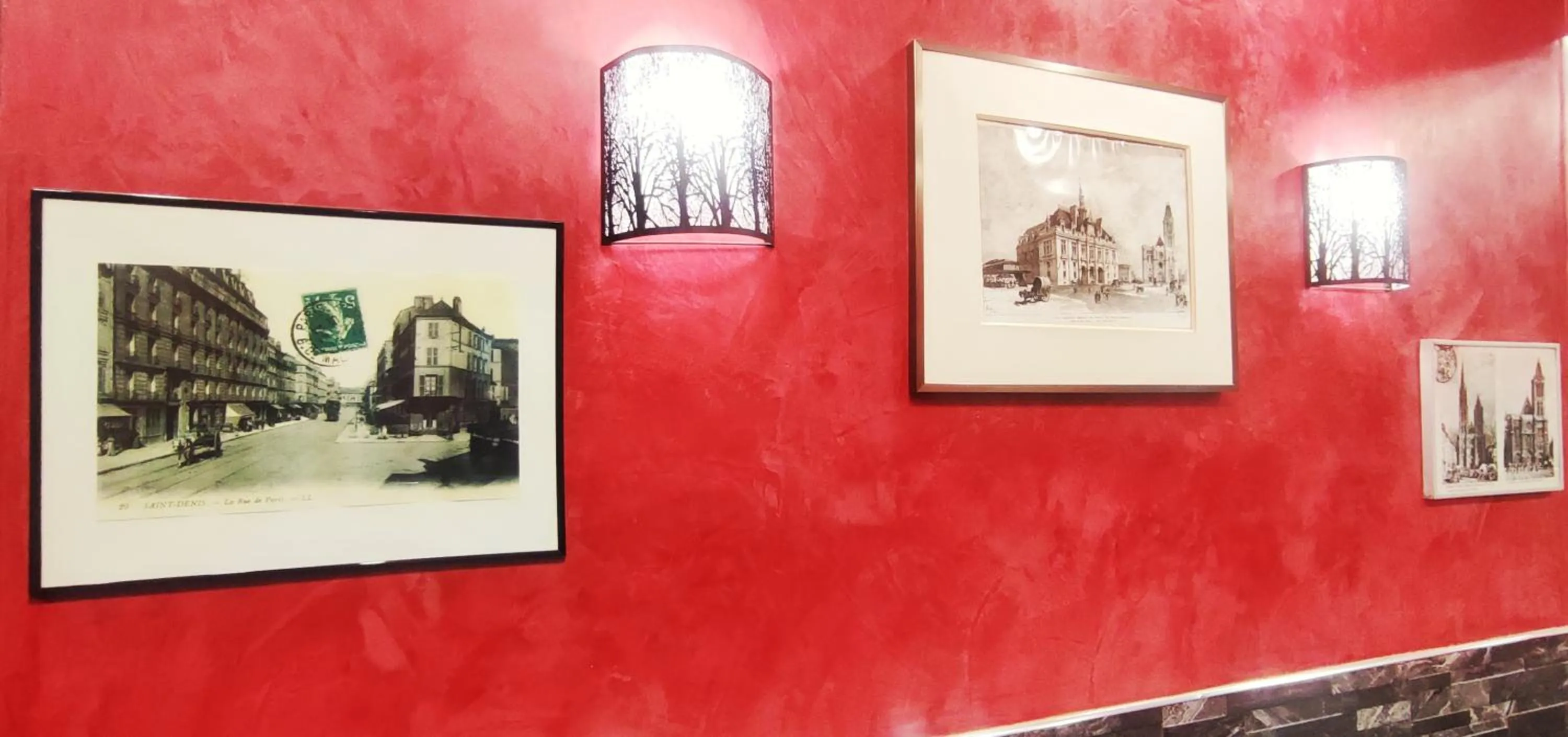 Lobby or reception in Hôtel Moderne