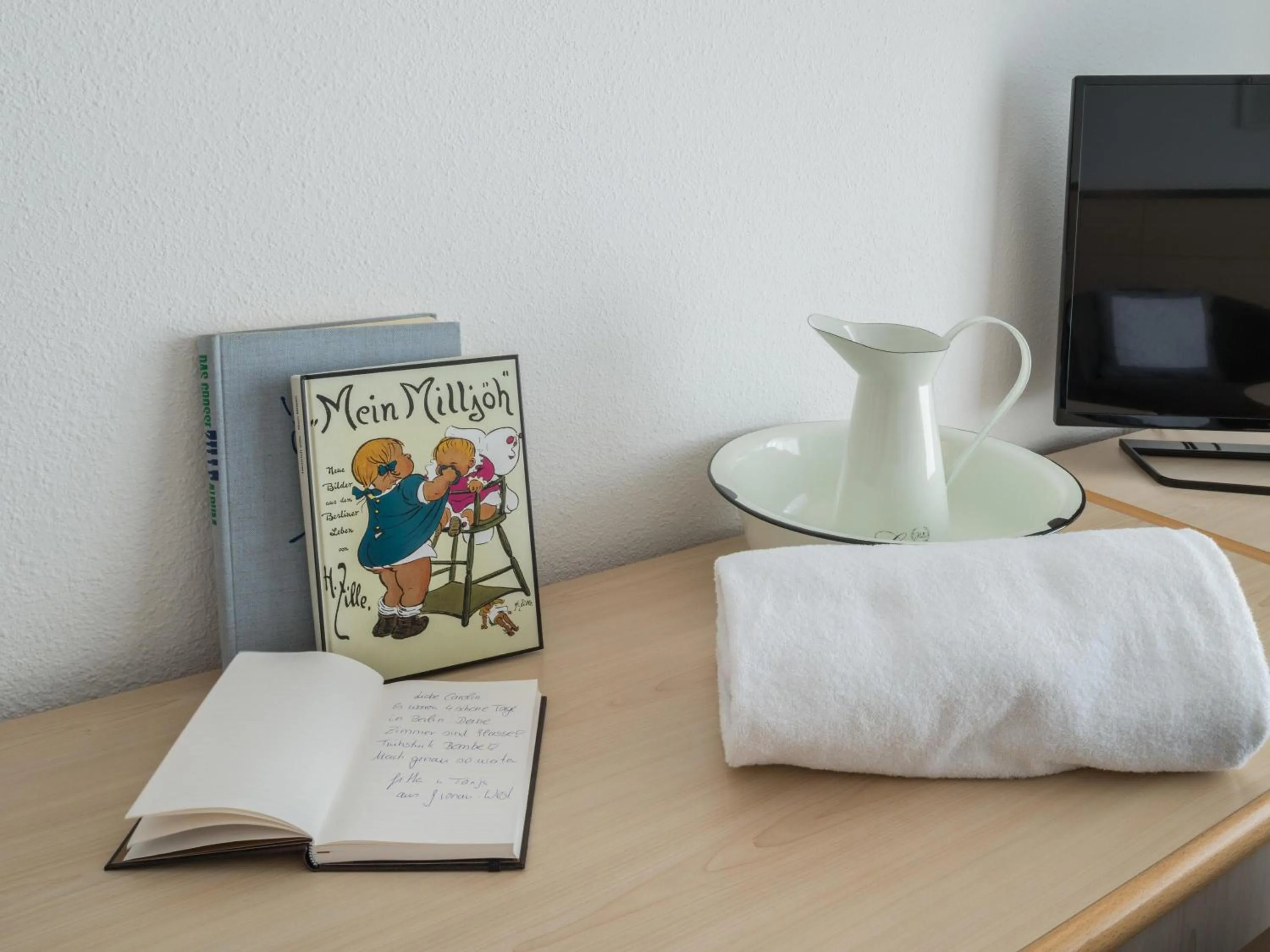 Bedroom in Novotel Berlin Mitte