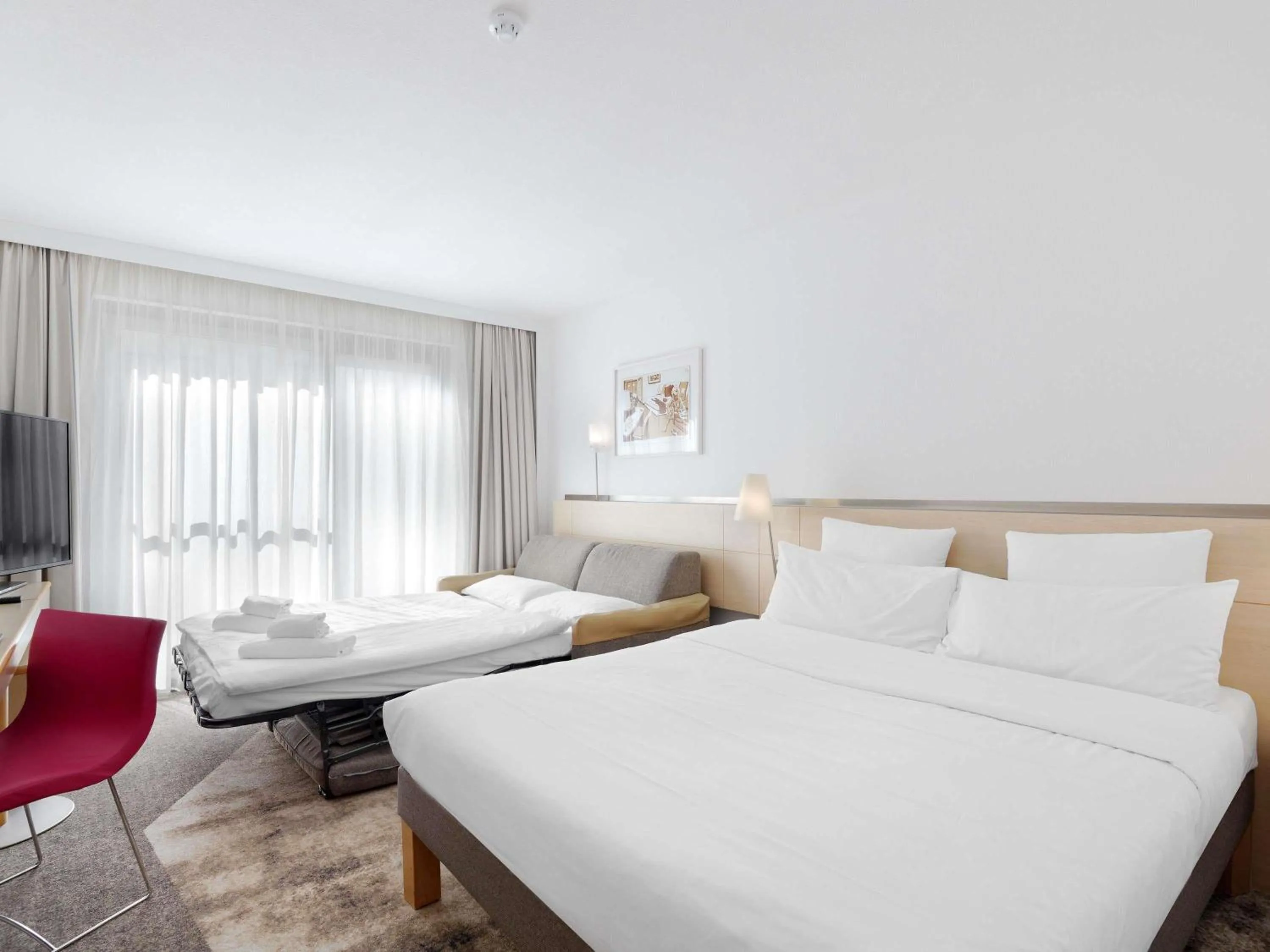 Bedroom, Bed in Novotel Berlin Mitte