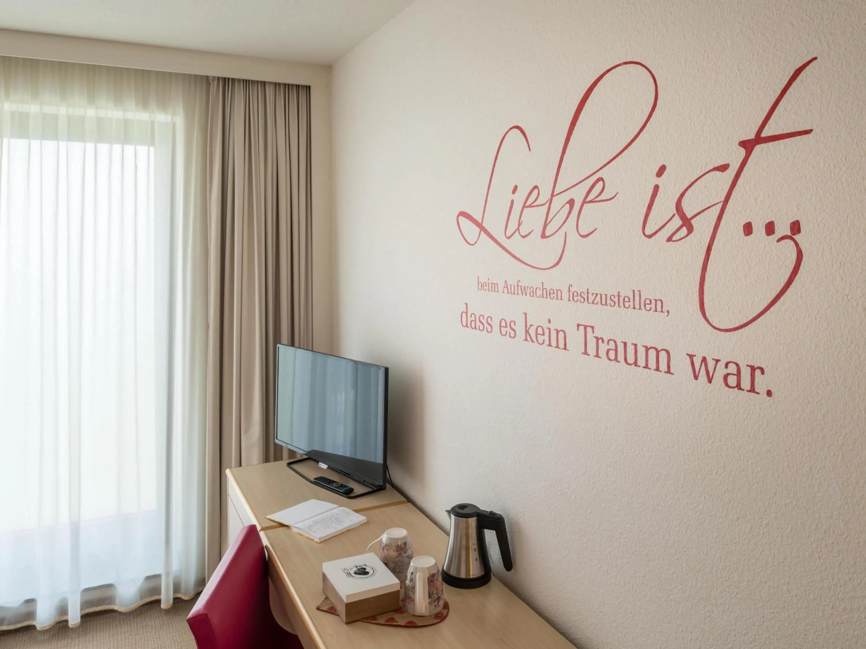 Bedroom in Novotel Berlin Mitte