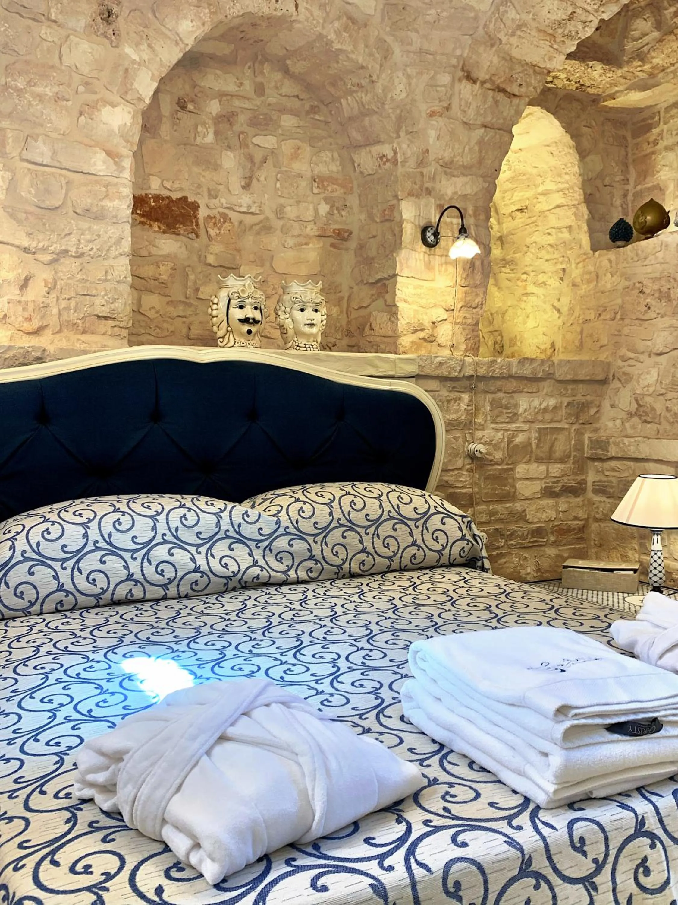 Bedroom, Bed in Trulli e Puglia Luxury Suite