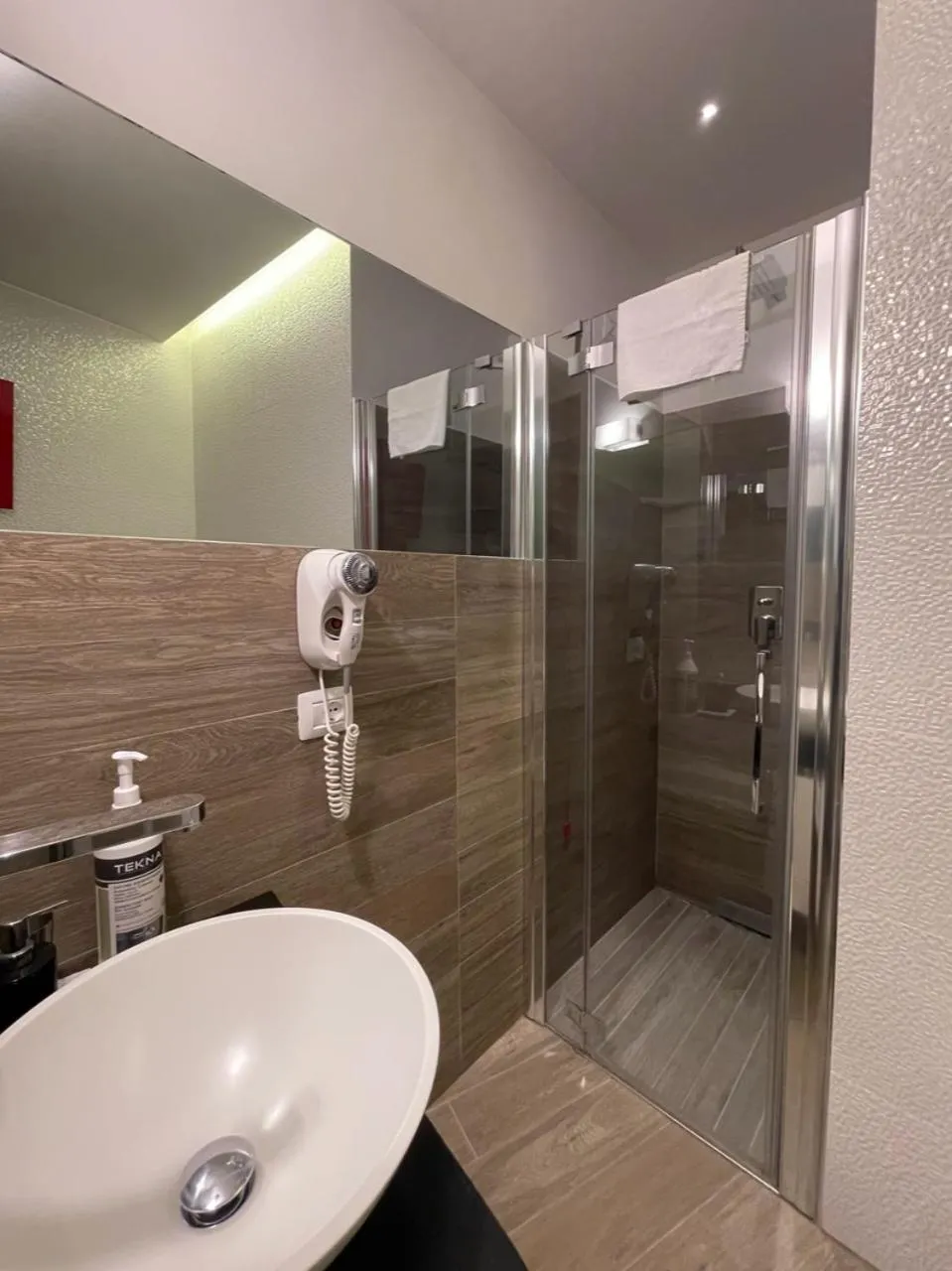 Shower in B&B Verona Centro