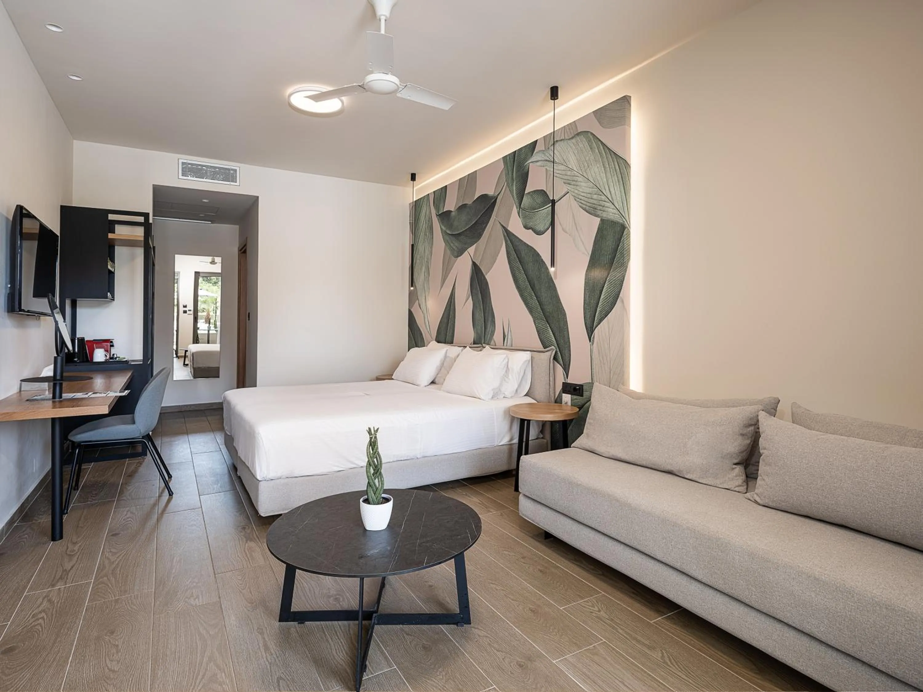 Bed in Mossa Well Being Hotel - Heated pool and Wellness Spa