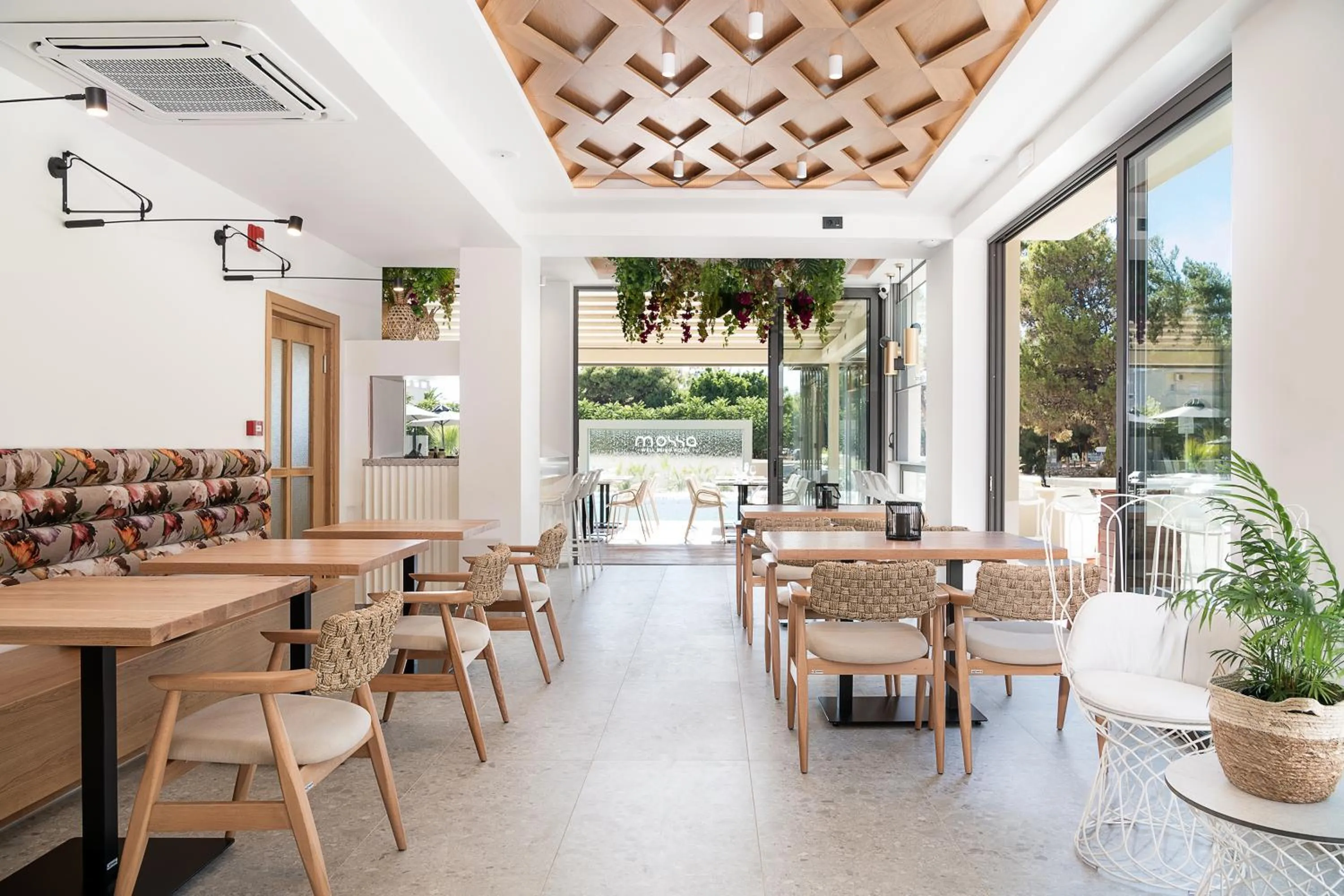 Lounge or bar in Mossa Well Being Hotel - Heated pool and Wellness Spa