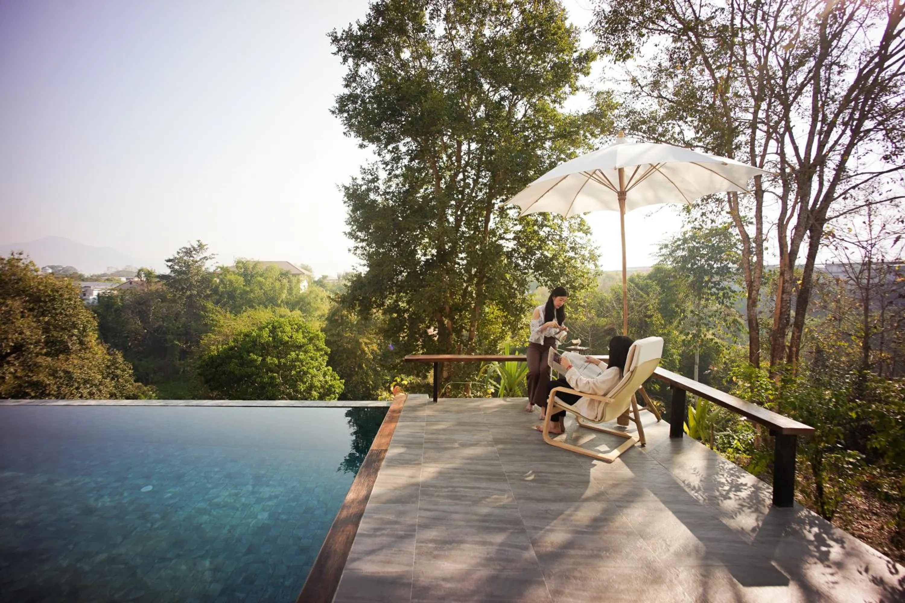 People in HOMU Villa Pua