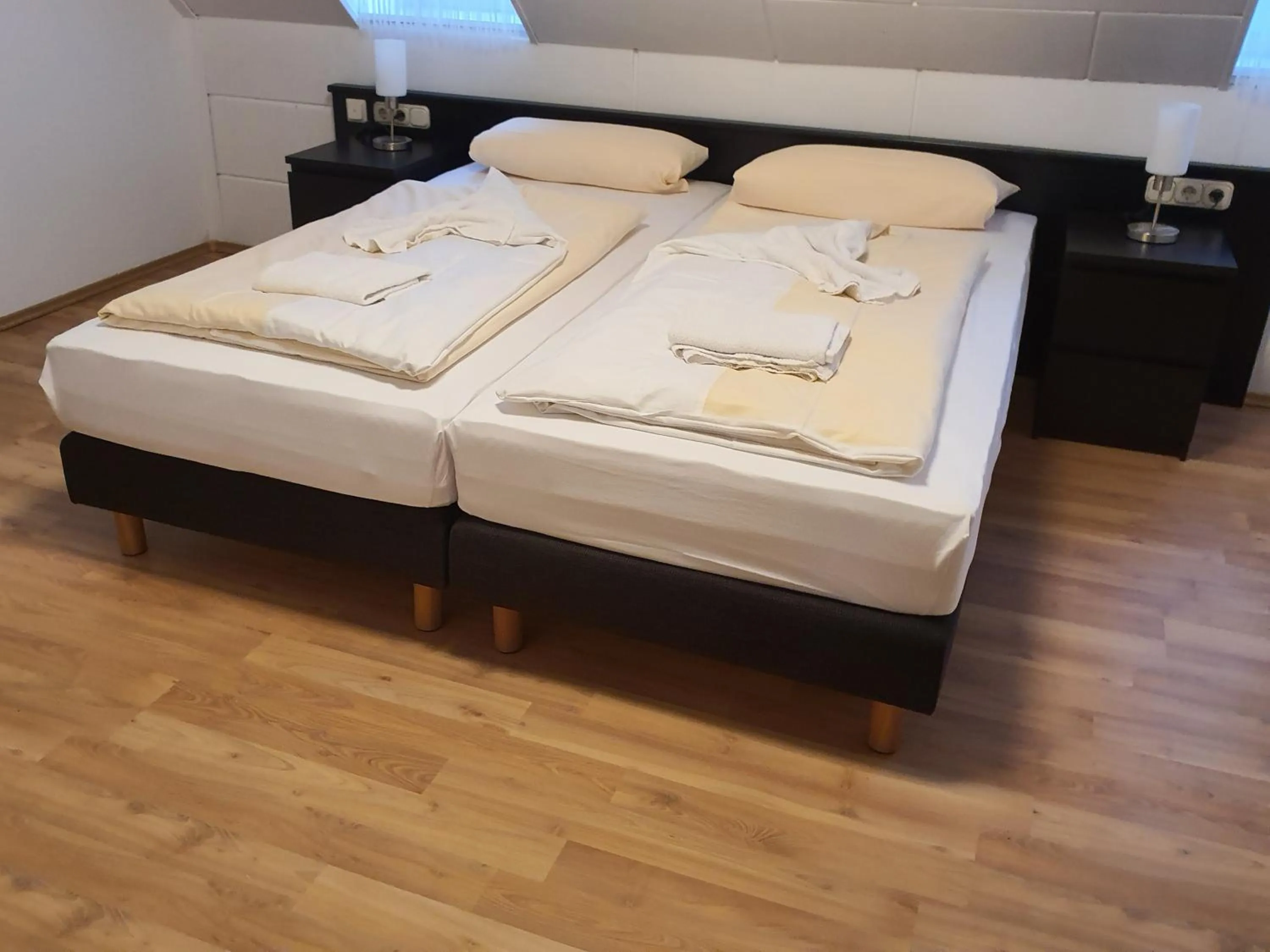 Bed in Gasthaus Neue Mühle