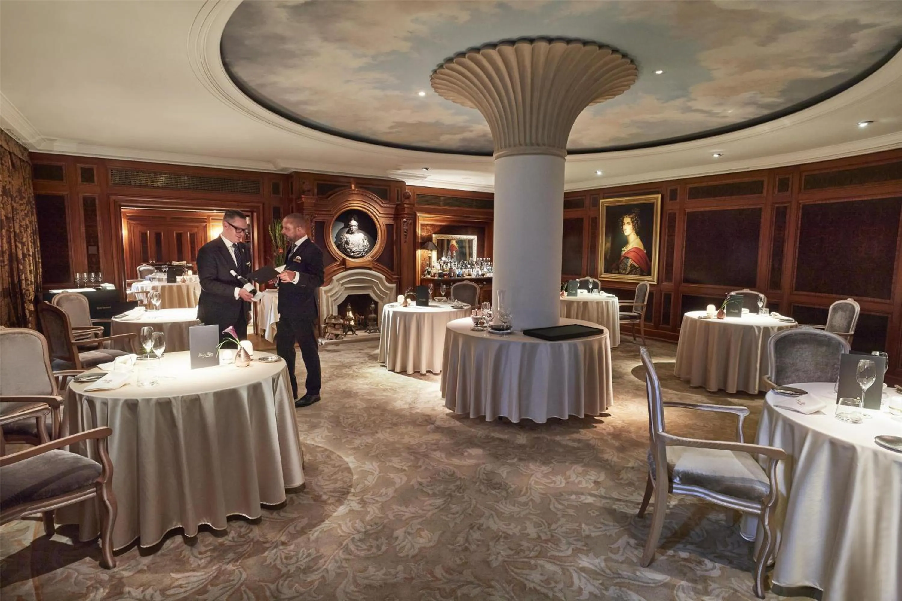 Restaurant/places to eat in Hotel Adlon Kempinski Berlin
