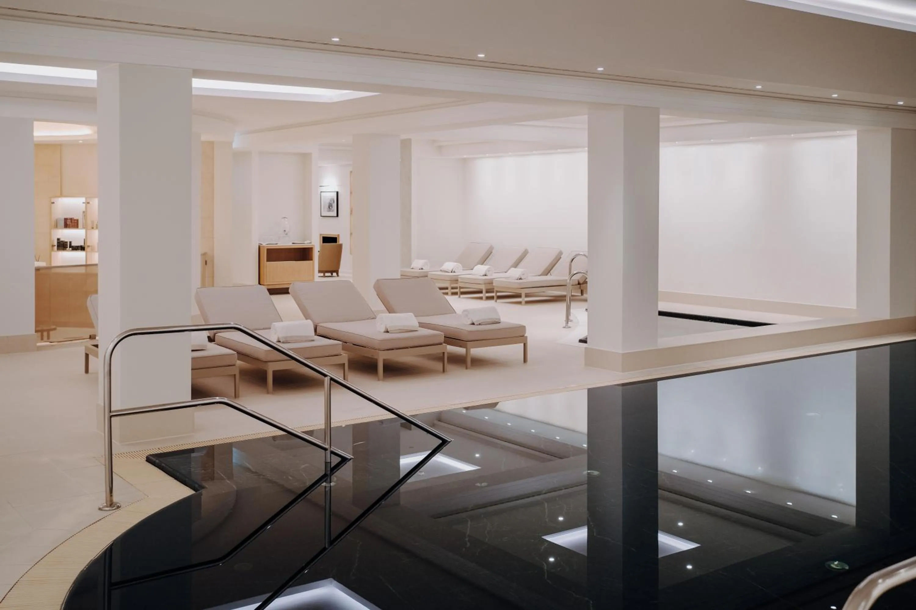 Hot Tub in Hotel Adlon Kempinski Berlin