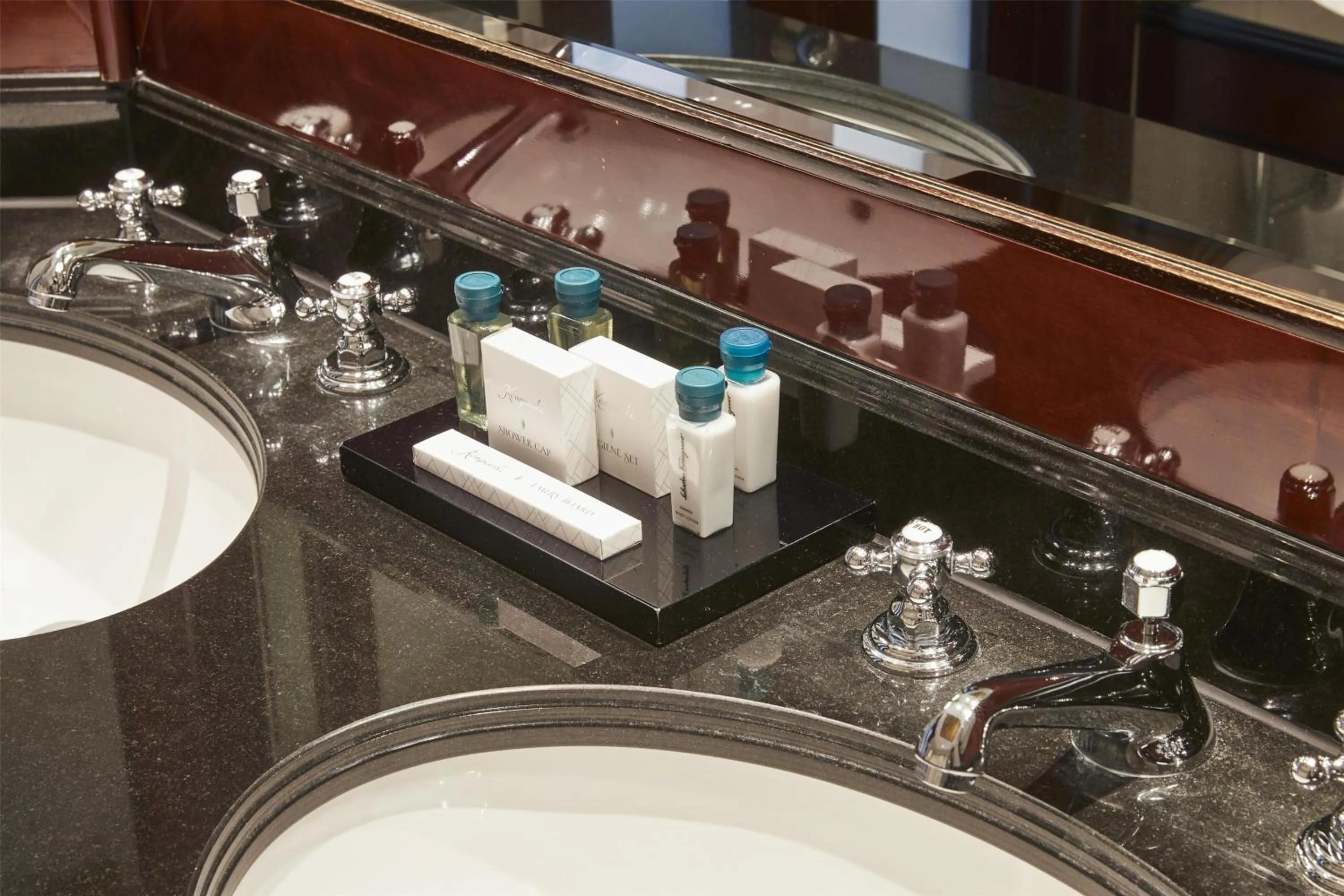 Bathroom in Hotel Adlon Kempinski Berlin