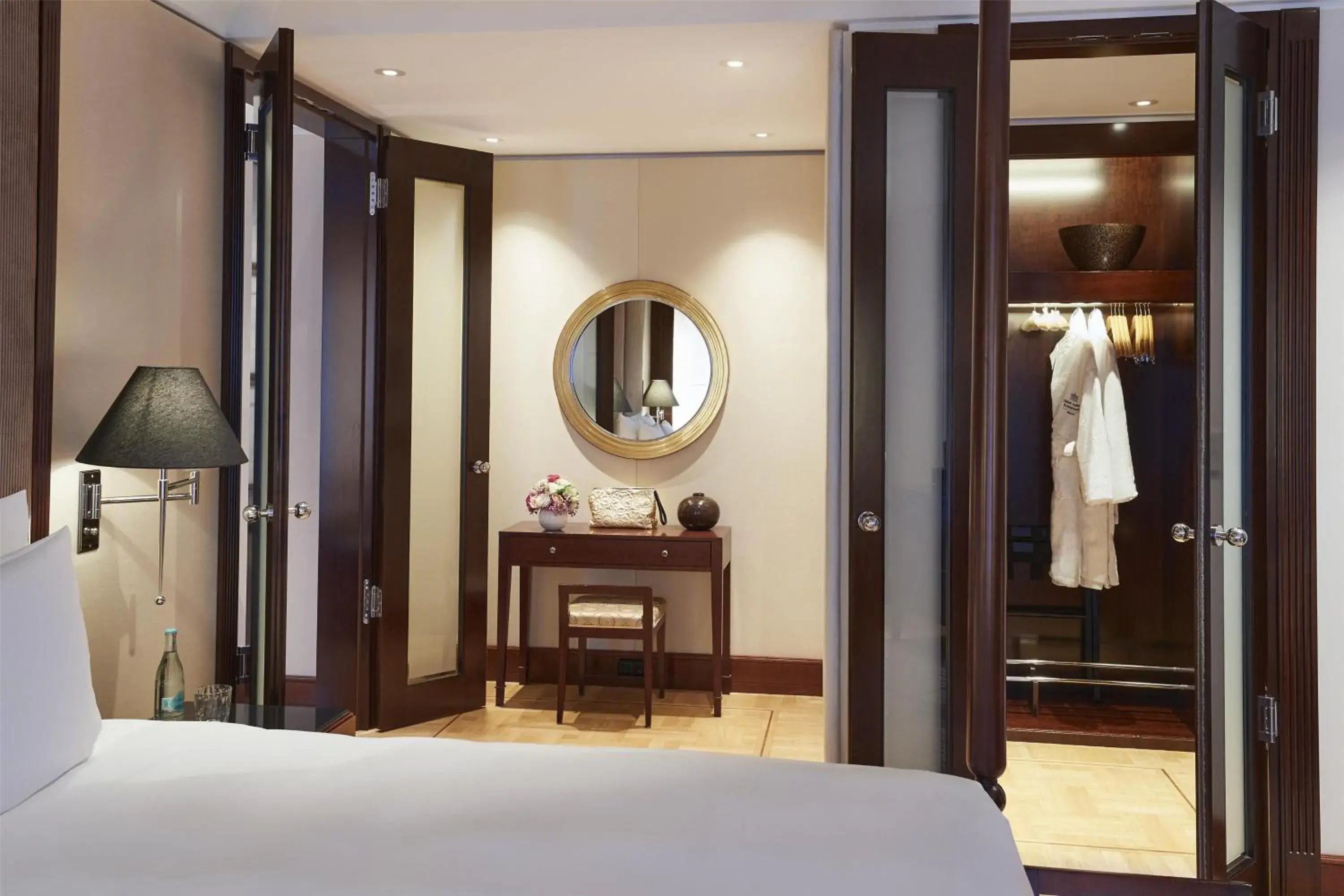 Berlin Suite in Hotel Adlon Kempinski Berlin Berlin Suite in Hotel Adlon Kempinski Berlin