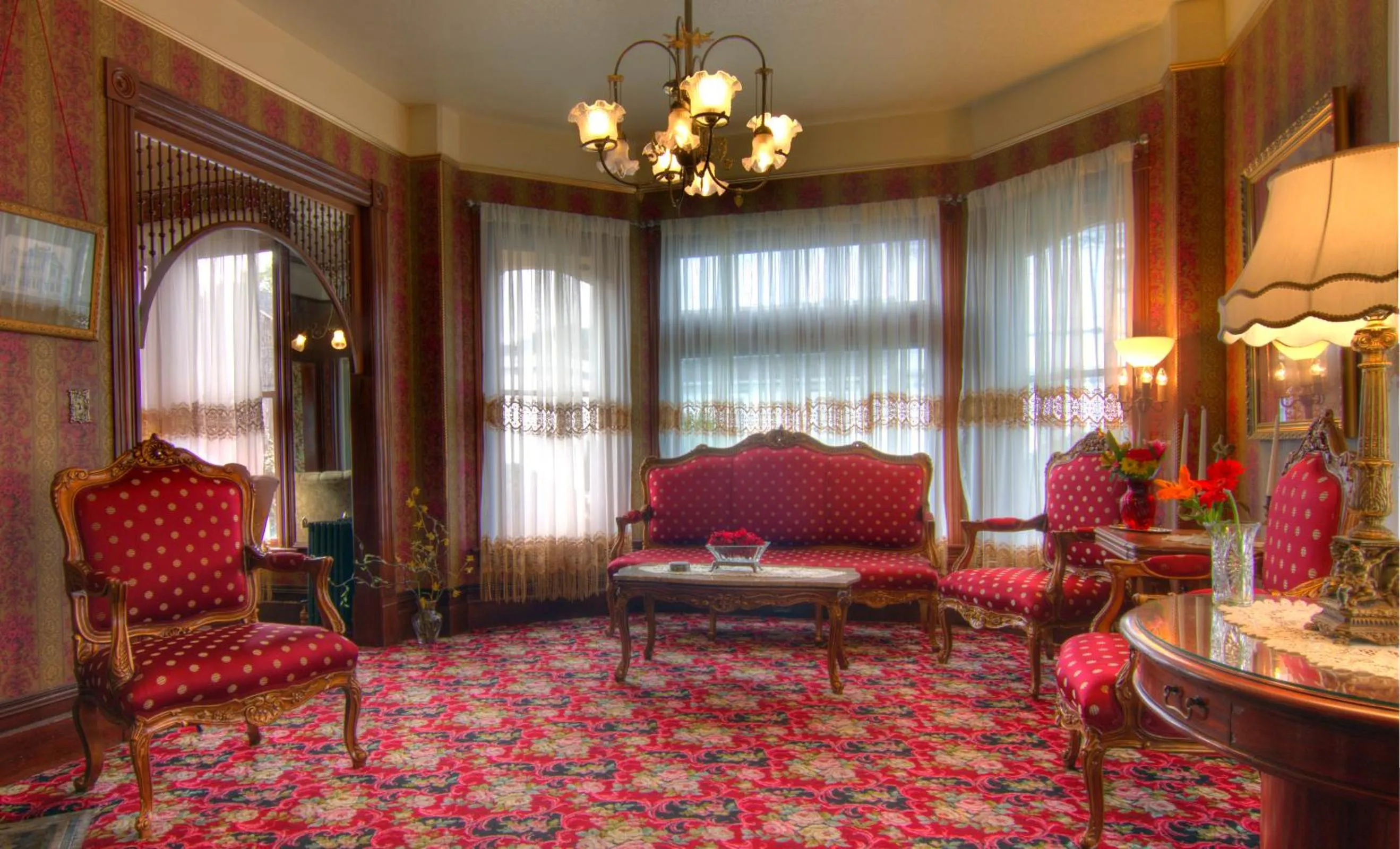 Decorative detail in Gingerbread Mansion