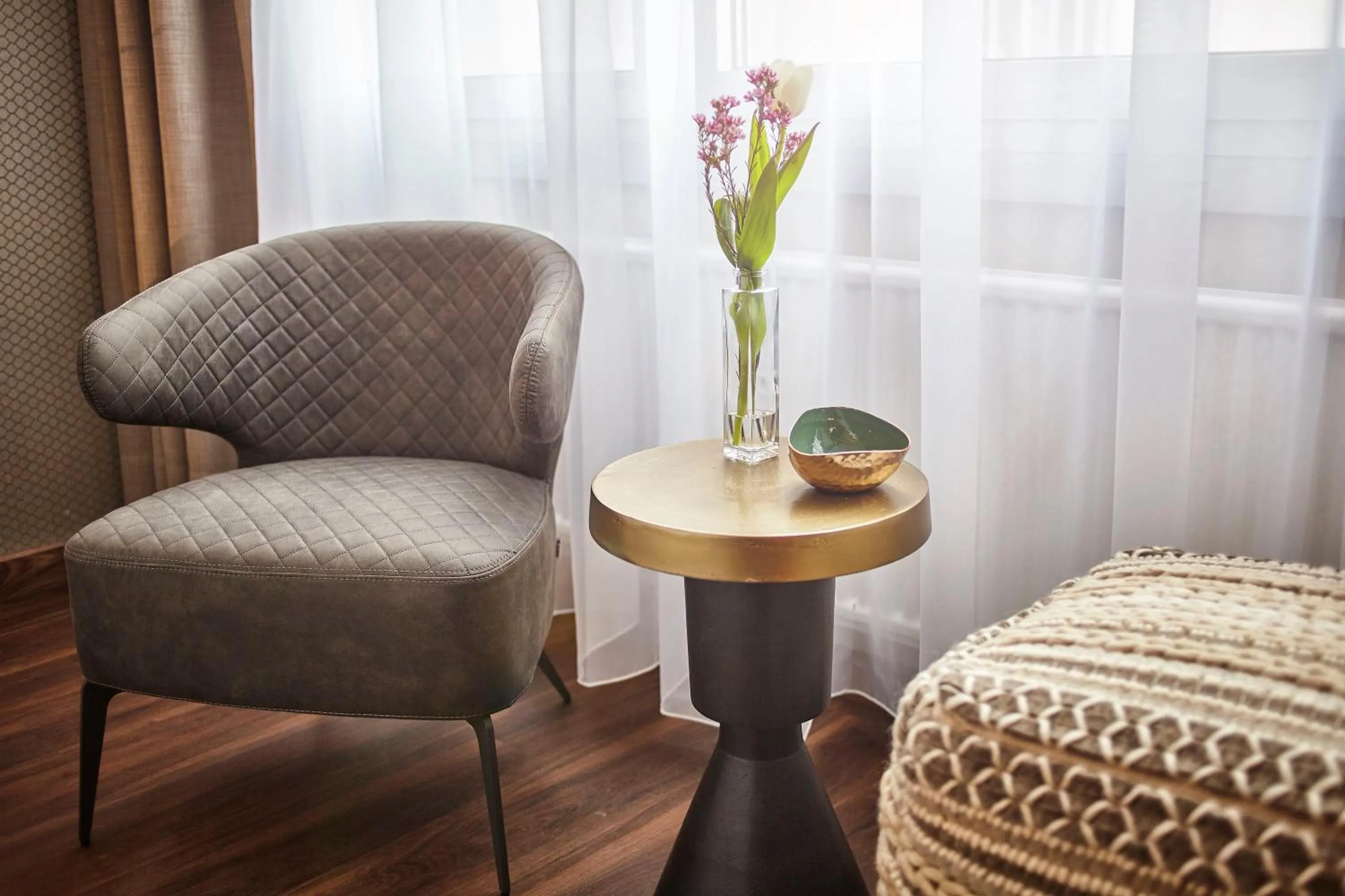 Decorative detail in Hotel City Krone