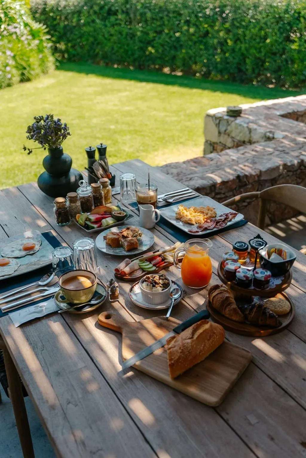 Restaurant/places to eat in TAF Villas - Beach Resort & Tesla