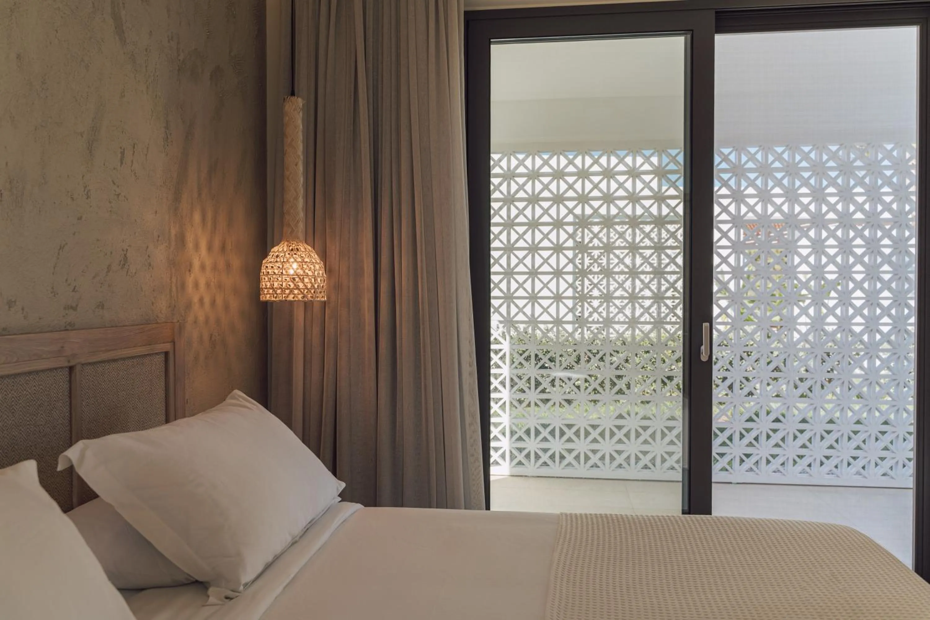 Bed in TAF Villas - Beach Resort & Tesla