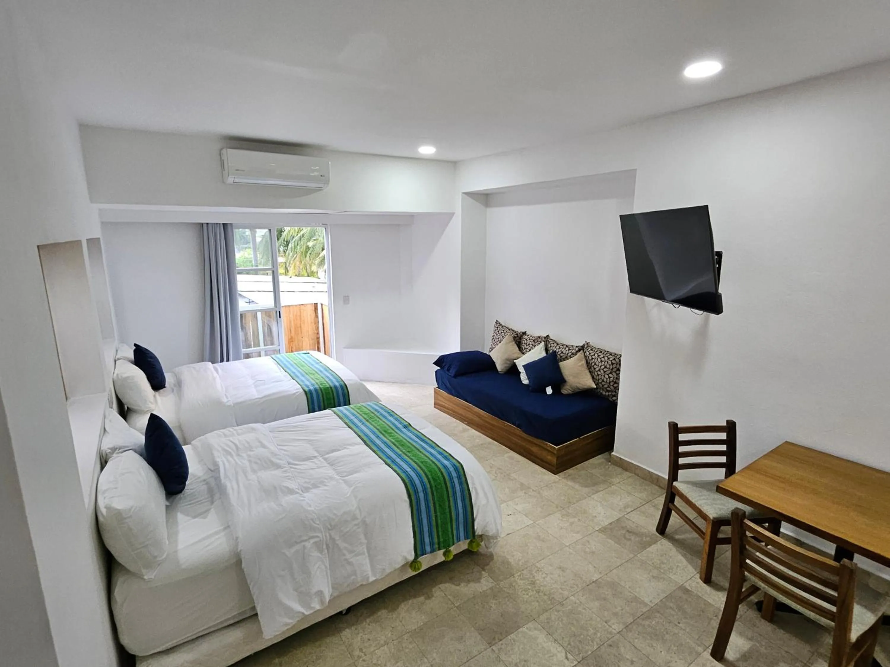 Hotel Plaza Huatulco Bungalows