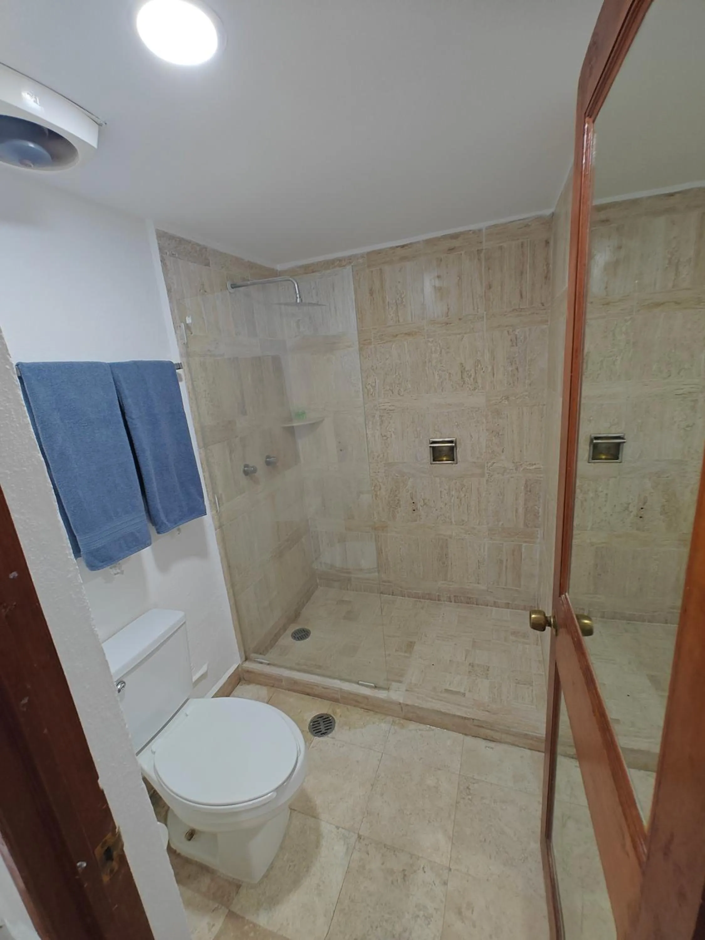 Bathroom in Hotel Plaza Huatulco Bungalows