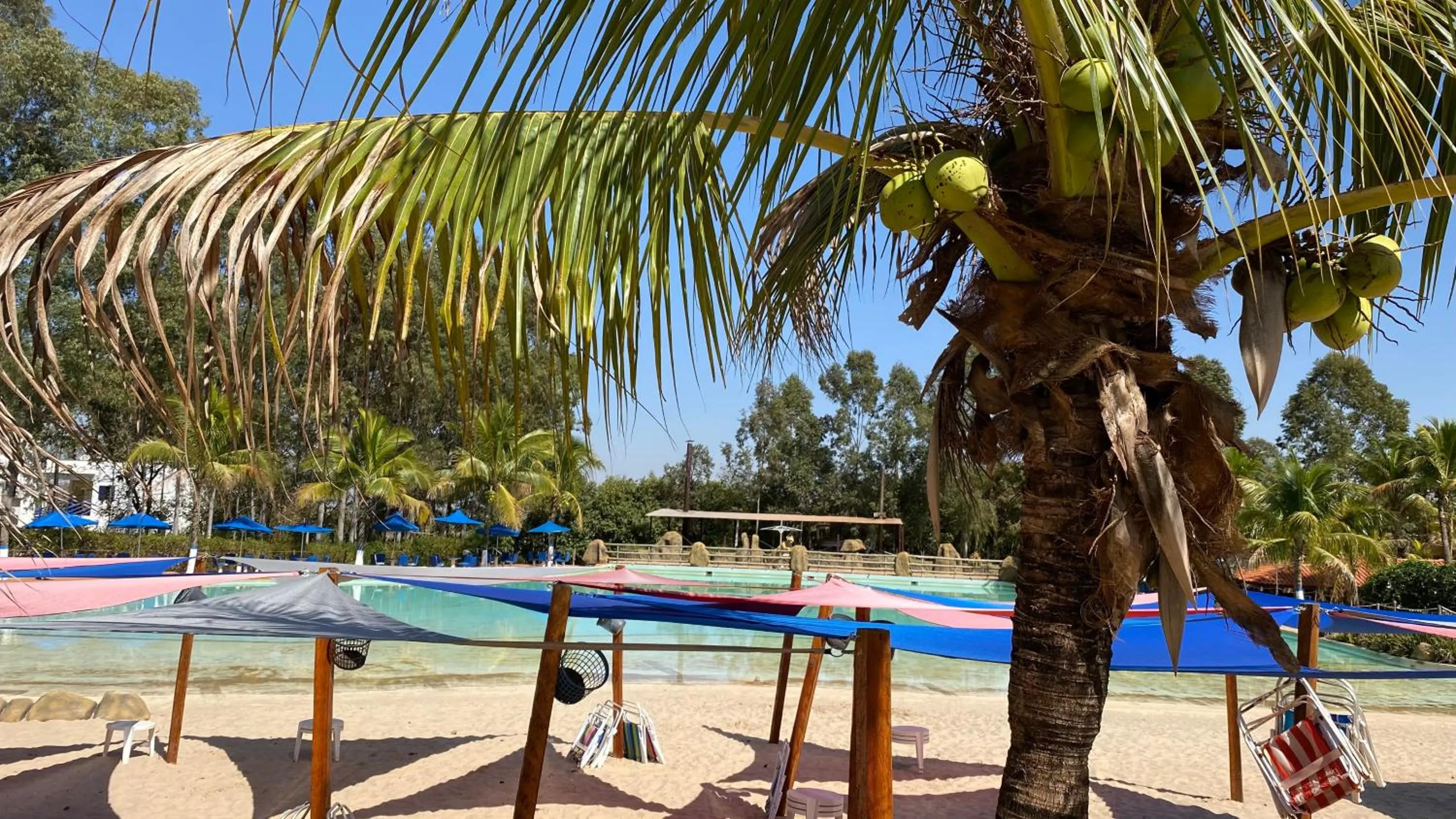 Pool view in Mirante Praia Hotel