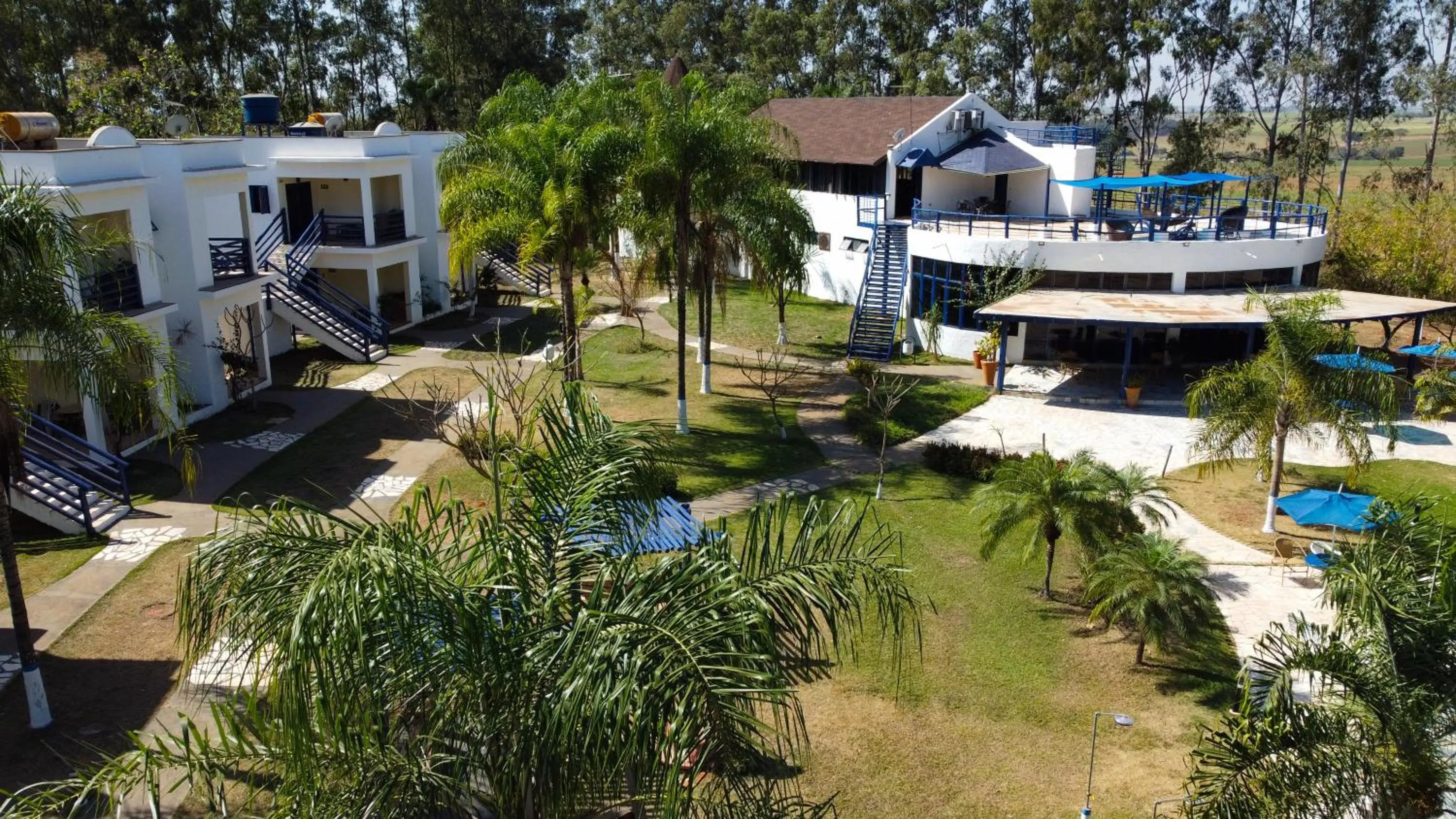 Property building in Mirante Praia Hotel