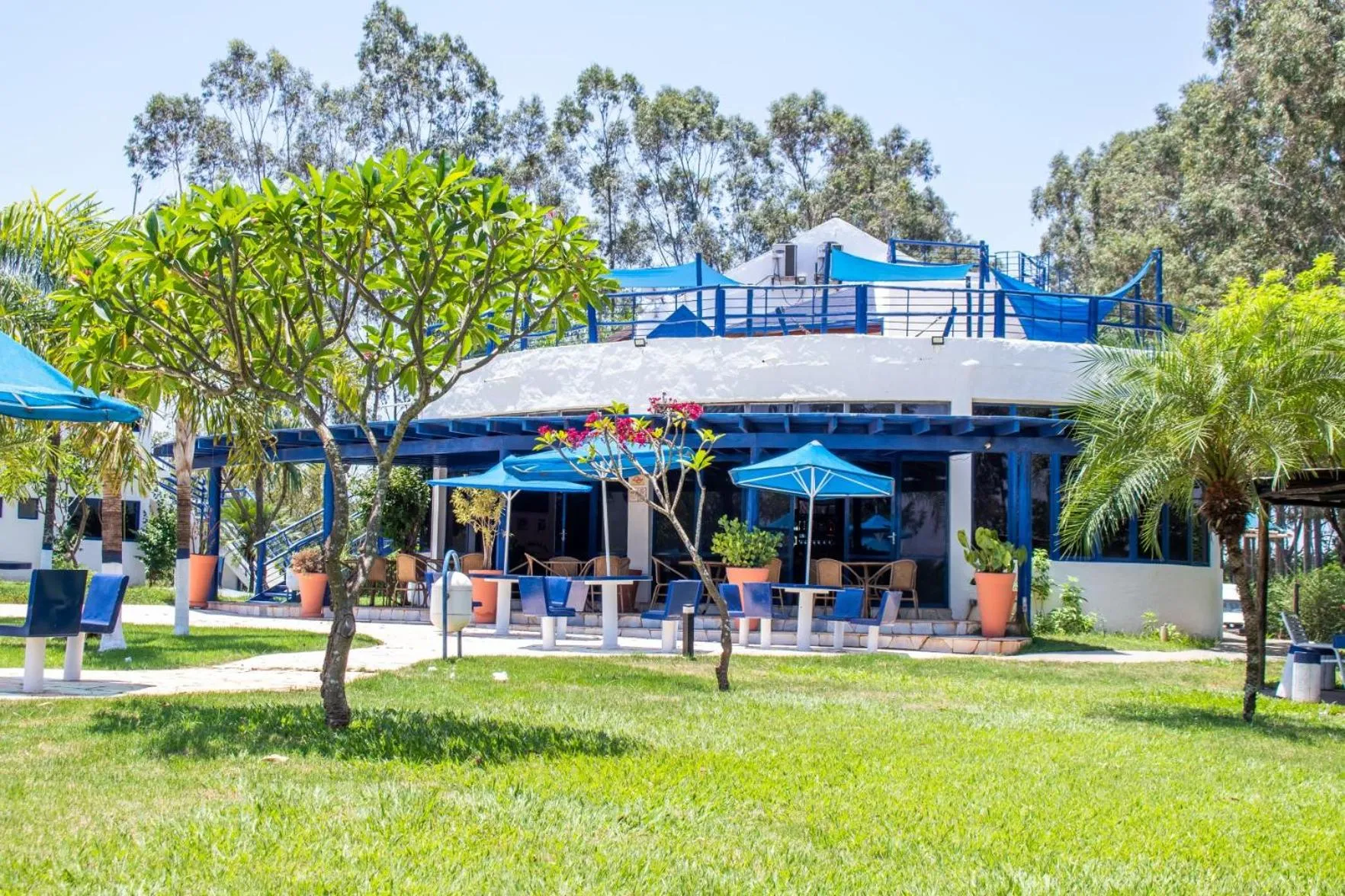 Restaurant/places to eat in Mirante Praia Hotel