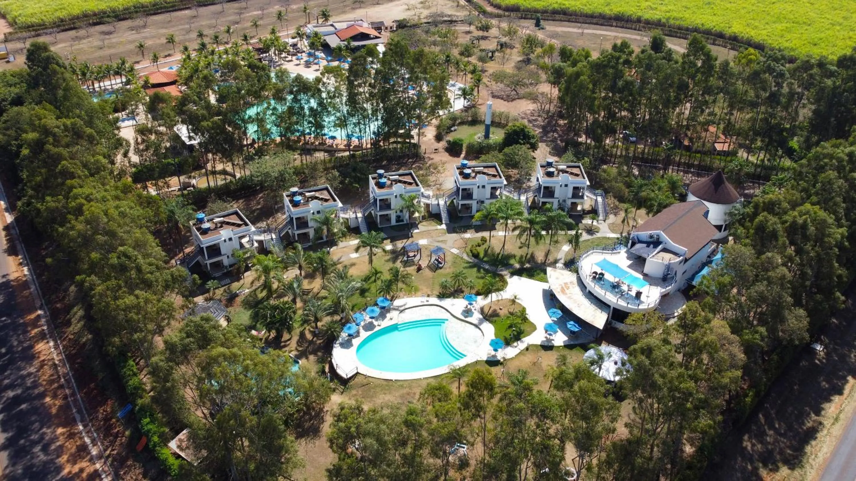 Property building in Mirante Praia Hotel