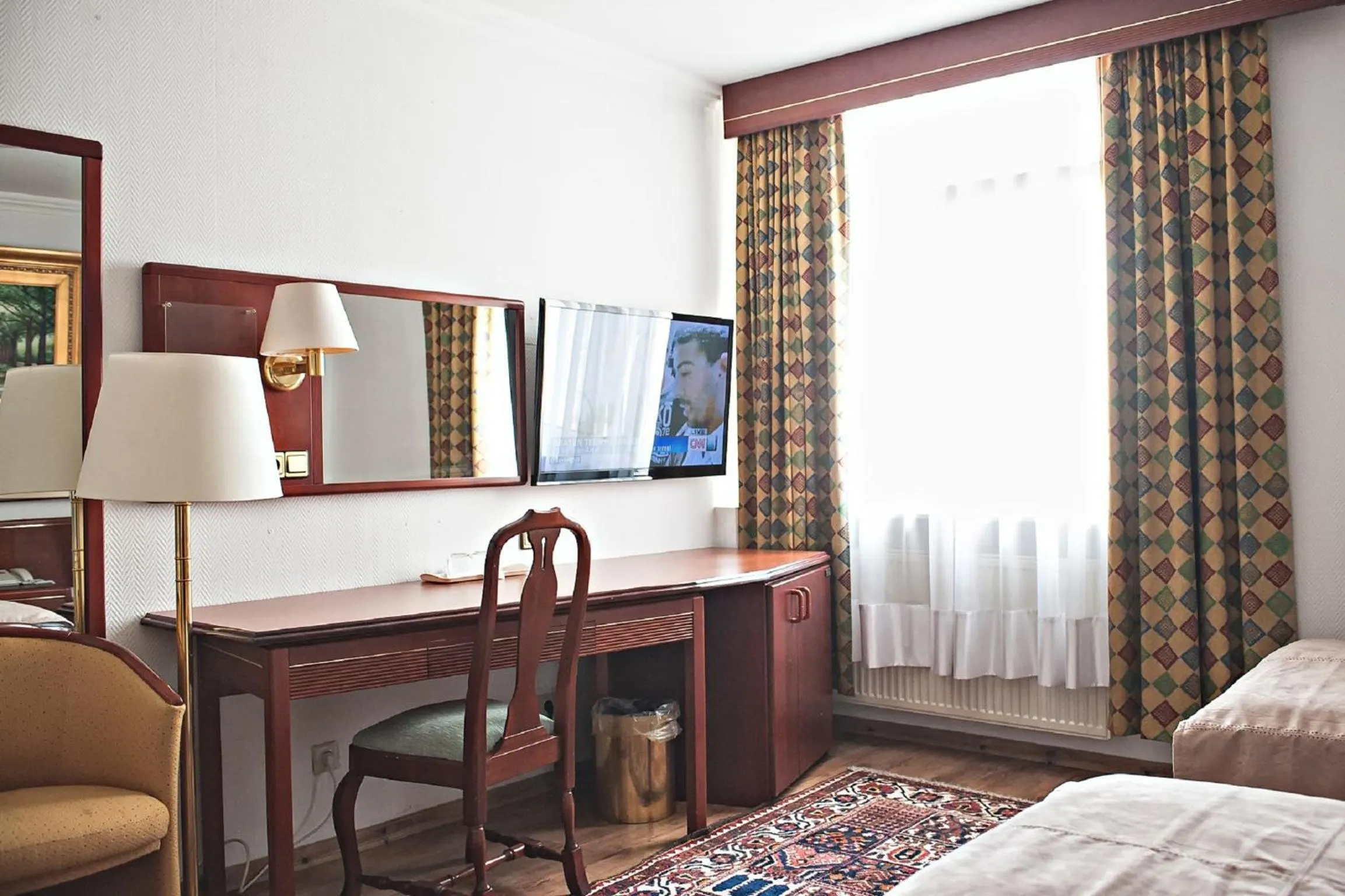 Photo of the whole room, Bed in Ravel International