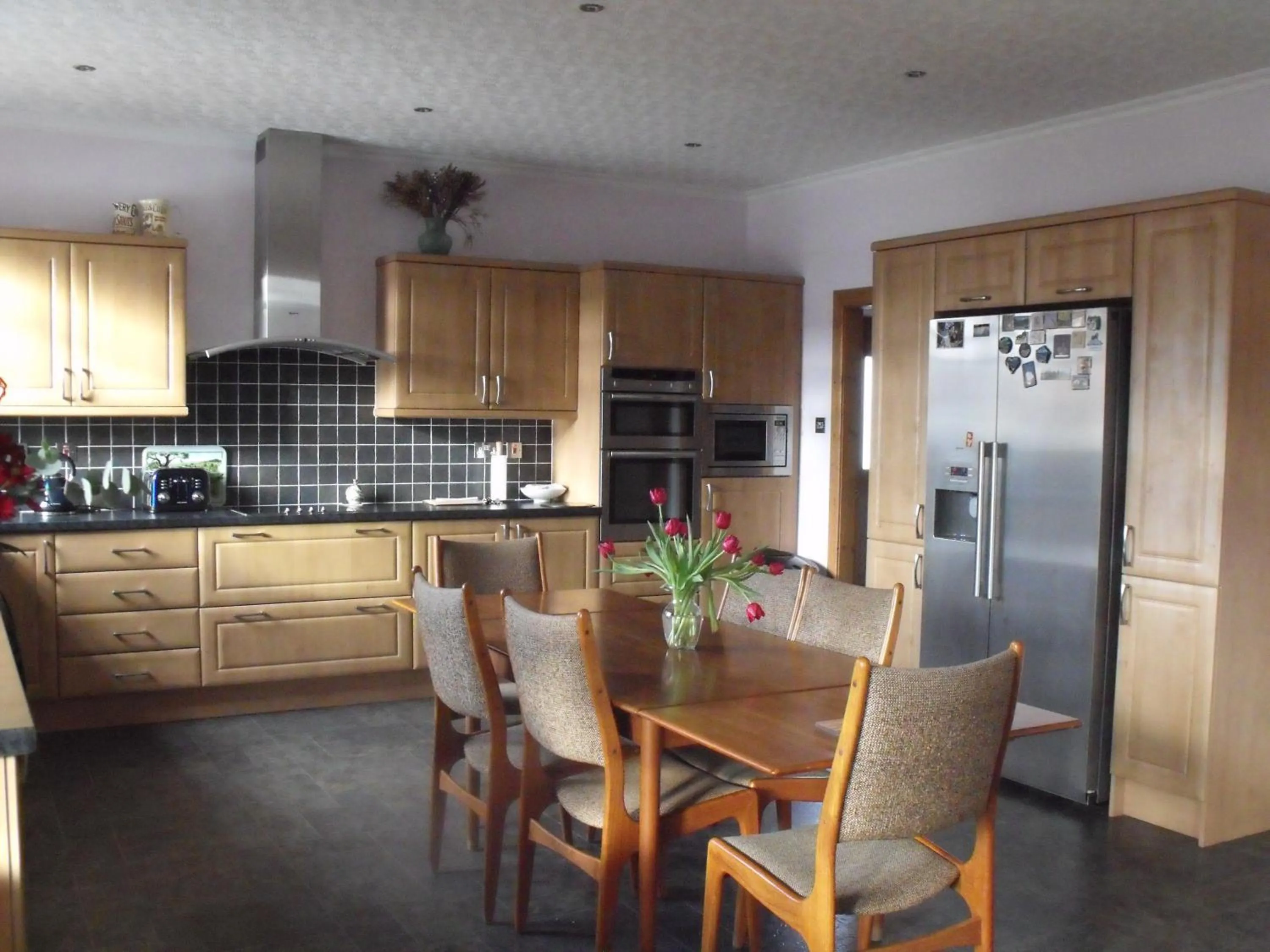 Kitchen or kitchenette in Arisaig Guest House