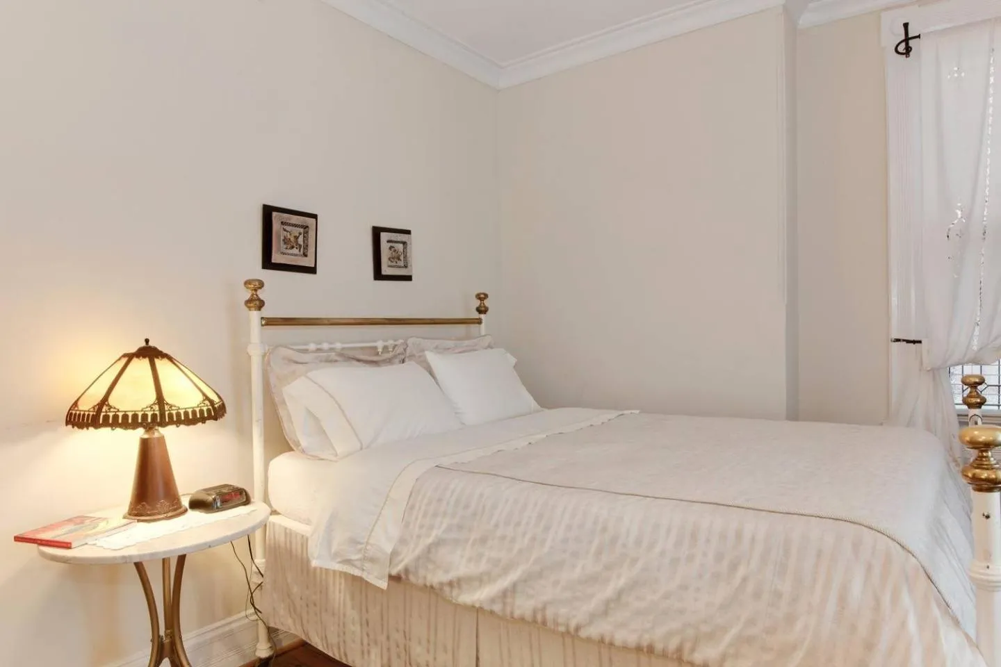 Bed in Sojourn DuPont at The Circle