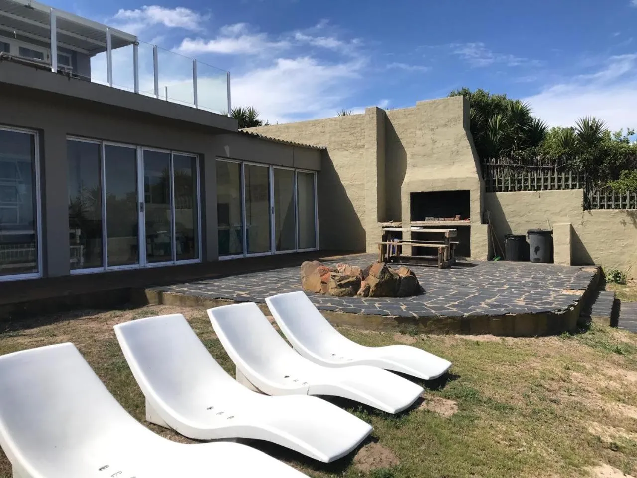 Island Vibe Backpackers Jeffreys Bay