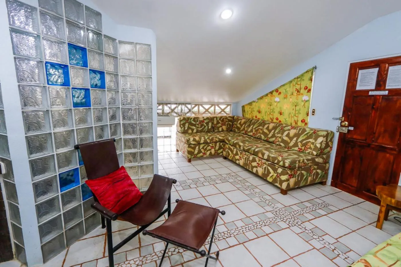 Living room in Hotel Verde Mar Direct Beach Access