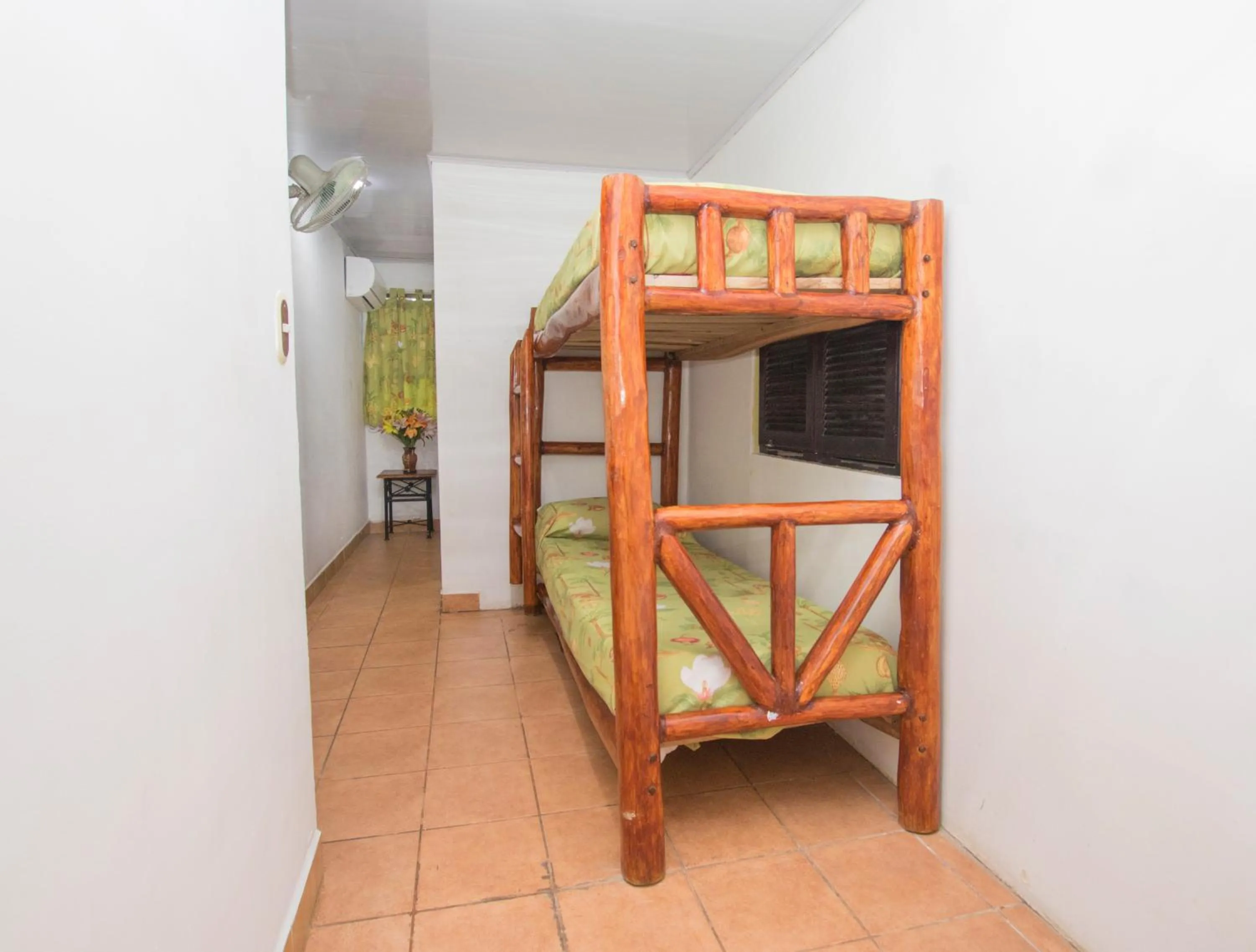 bunk bed, Bed in Hotel Verde Mar Direct Beach Access