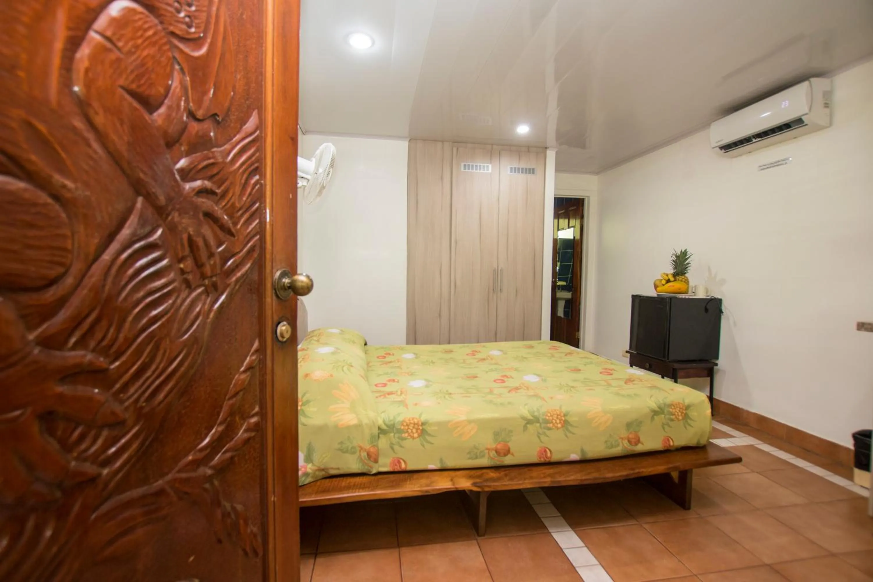 Bed in Hotel Verde Mar Direct Beach Access