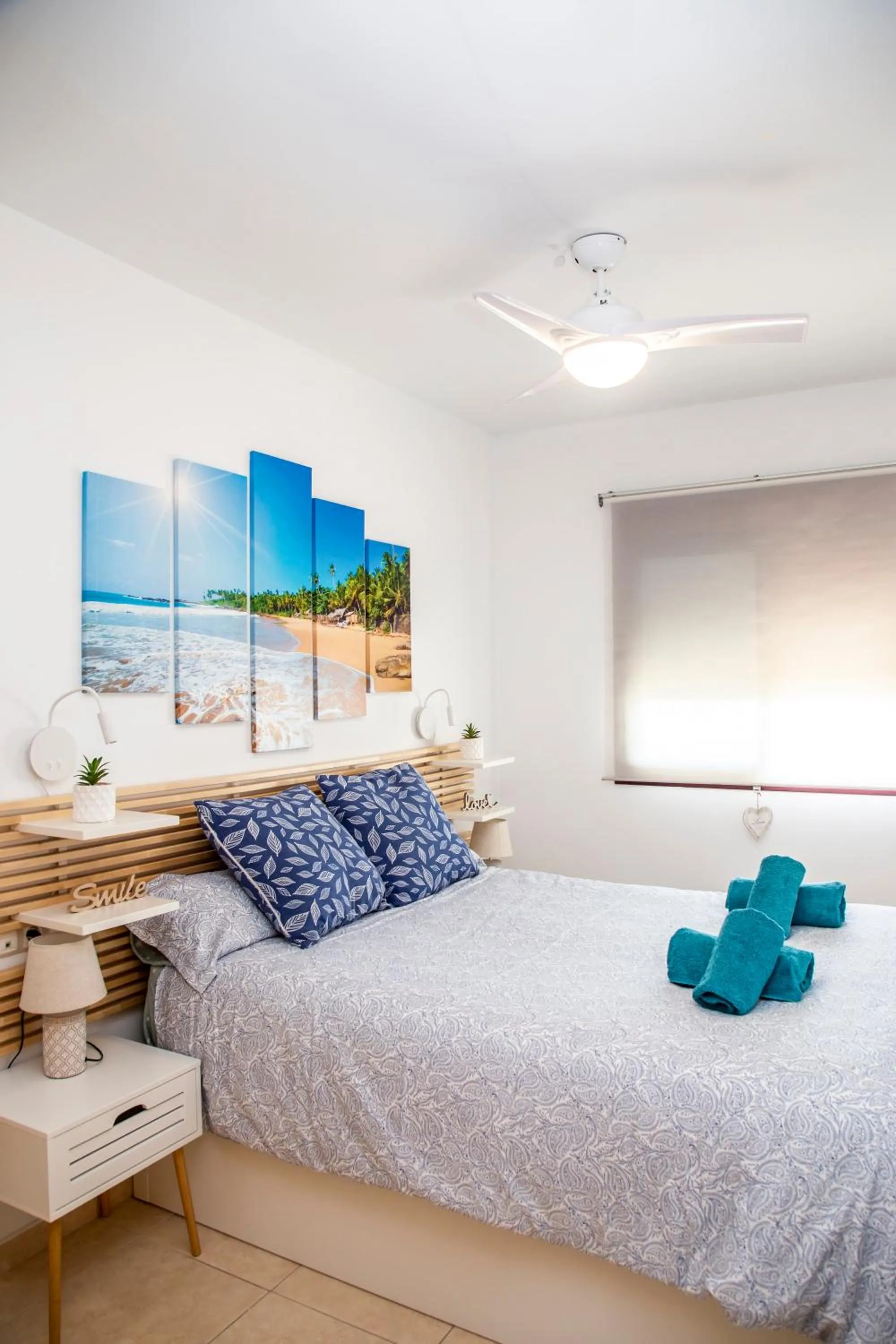 Bedroom, Bed in VALDECARRETAS Apartamento Rota cerca de playa