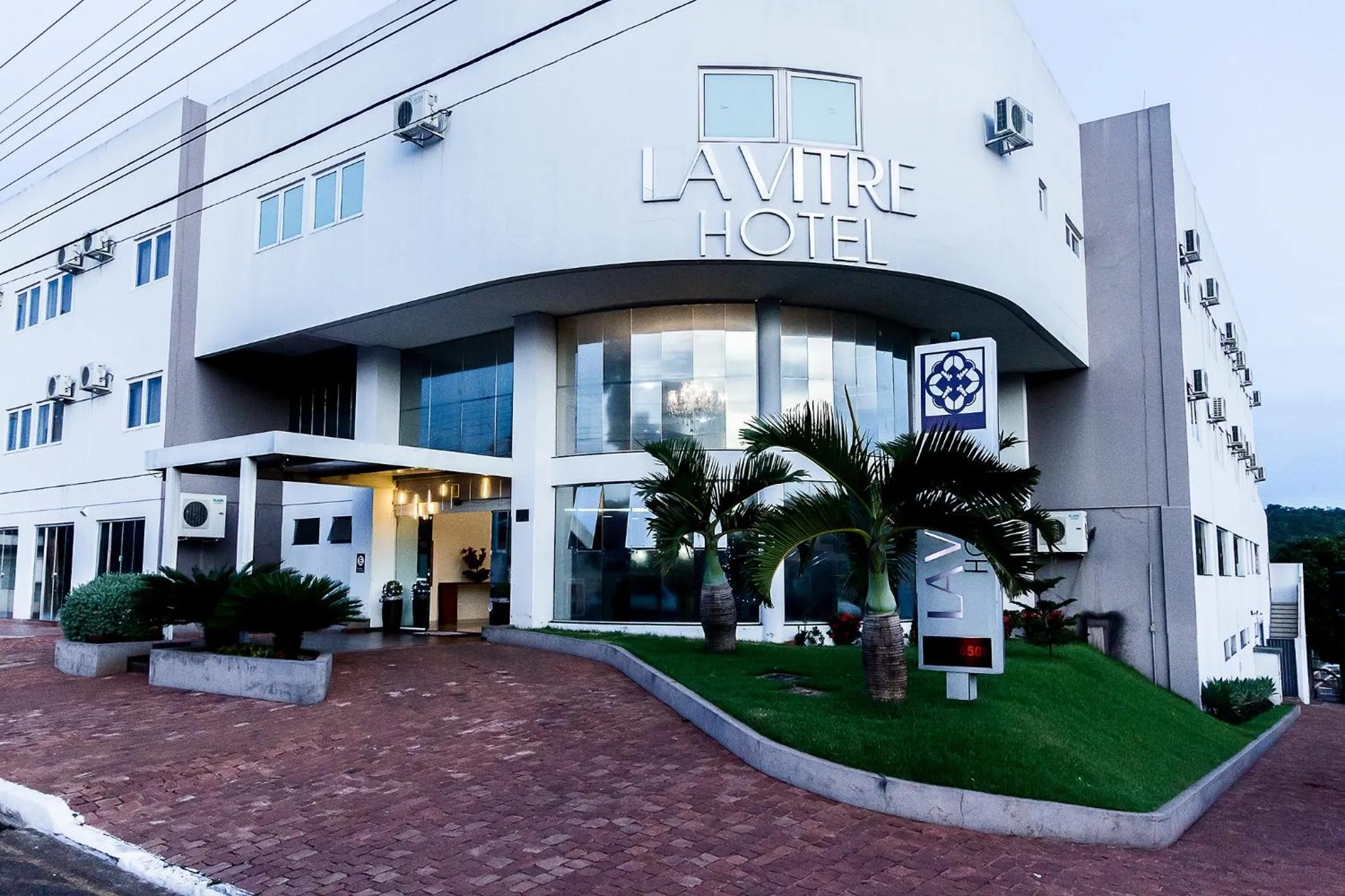 Property building in La Vitre Hotel