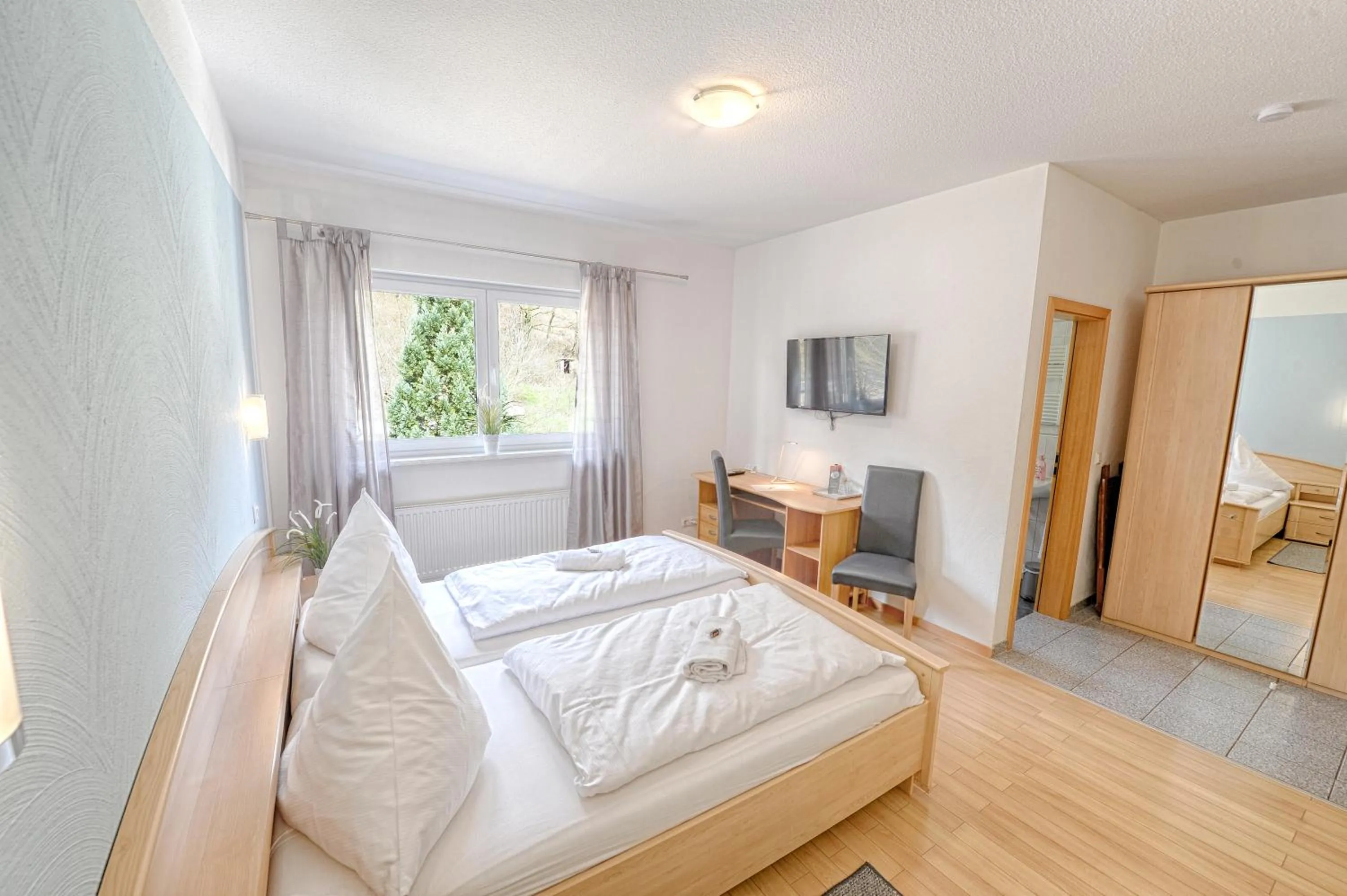 Bed in Hotel Restaurant Litermont