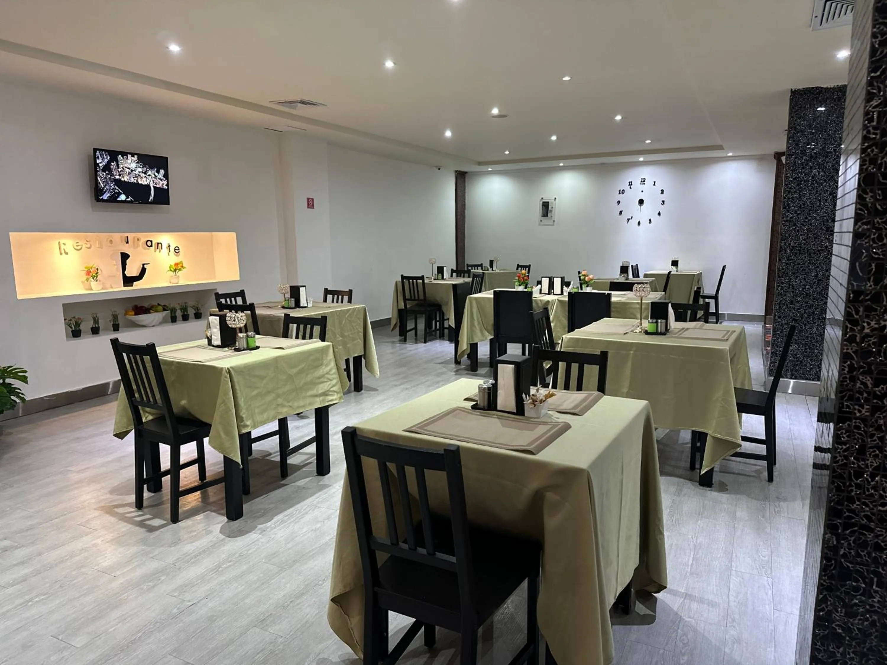 Restaurant/places to eat in Ramada by Wyndham Princess Santo Domingo