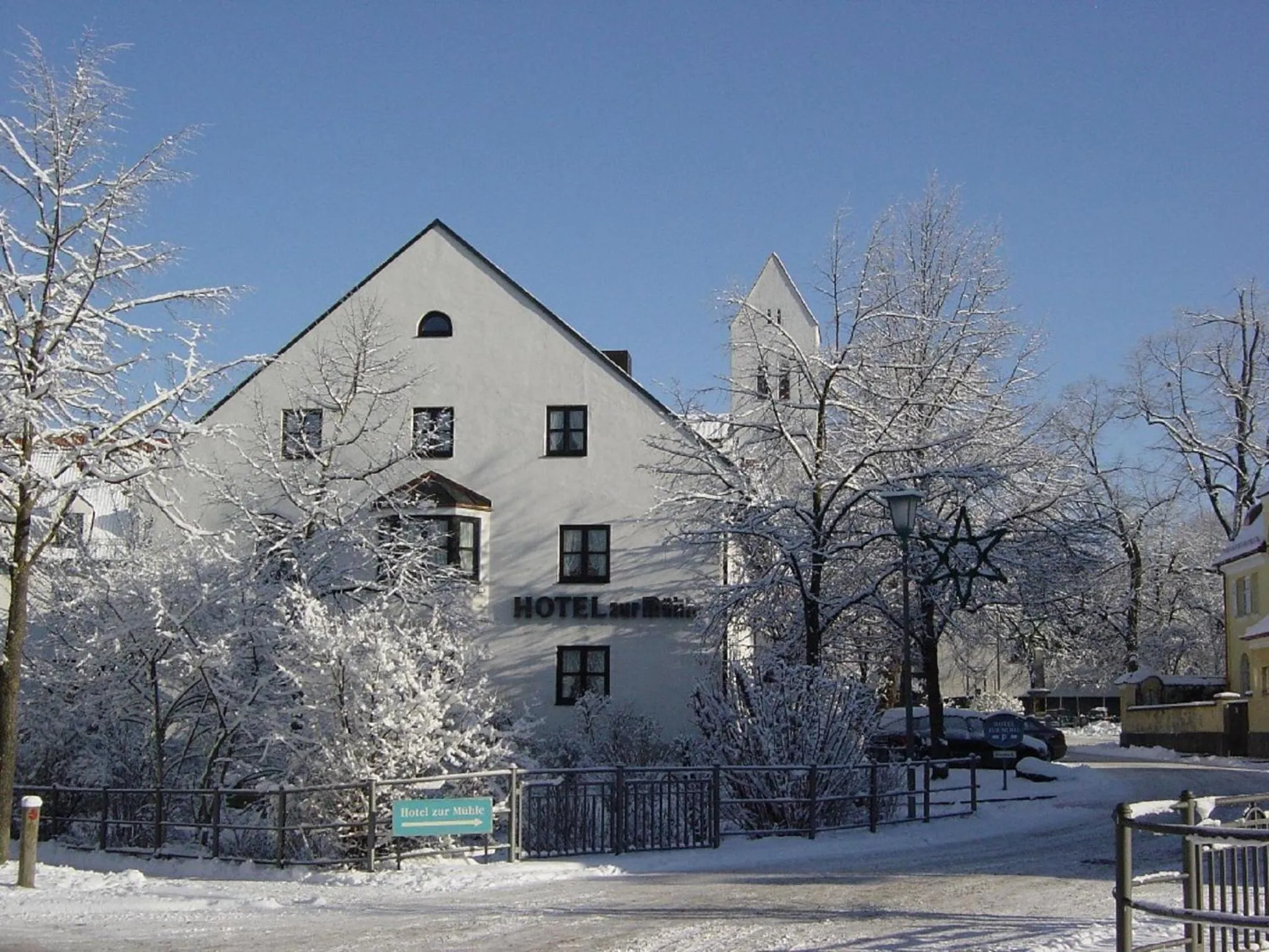 Property building in Hotel zur Mühle