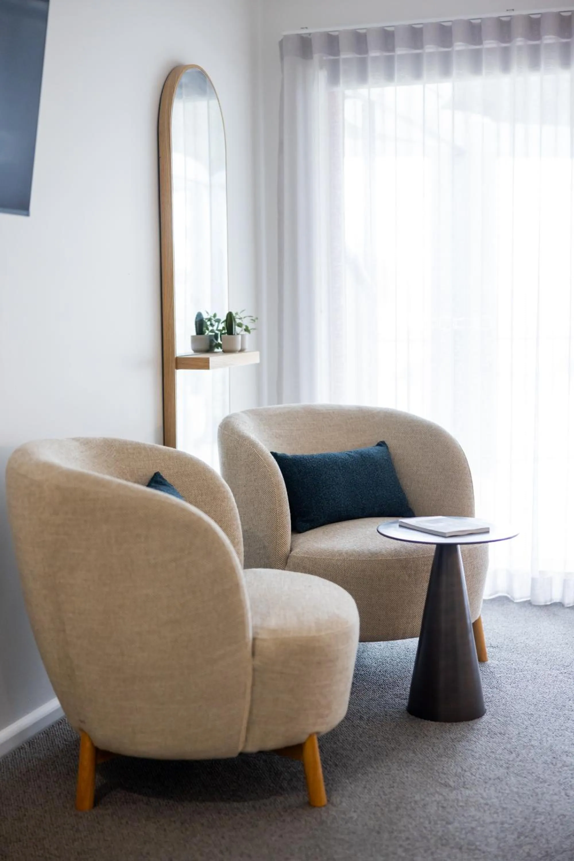 Mariners Cove Waterfront Motel and Apartments