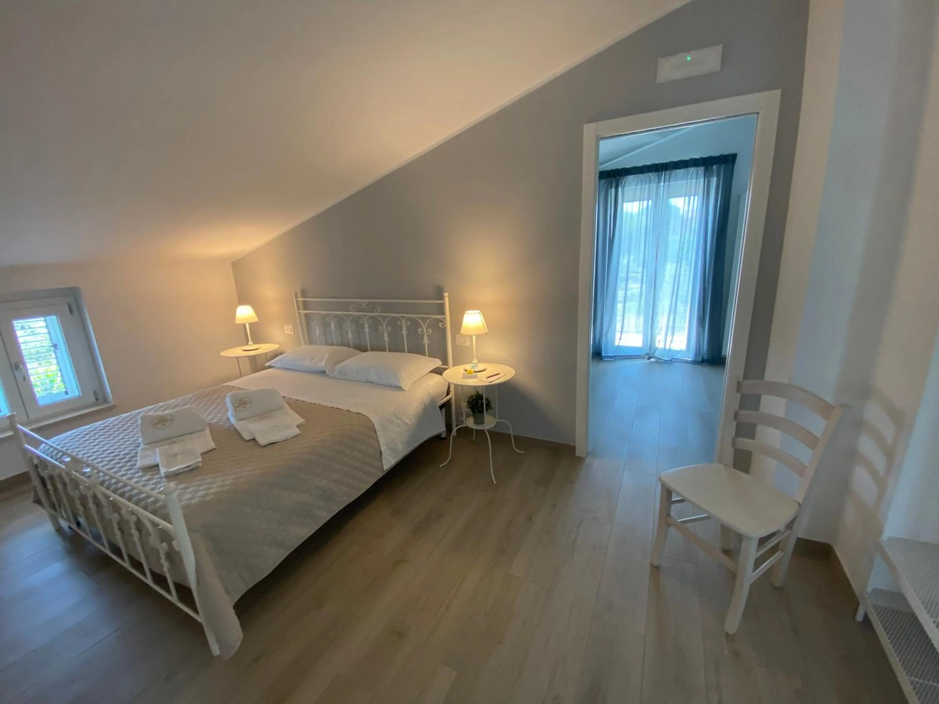 Bed in Borgo Incoronata B&B