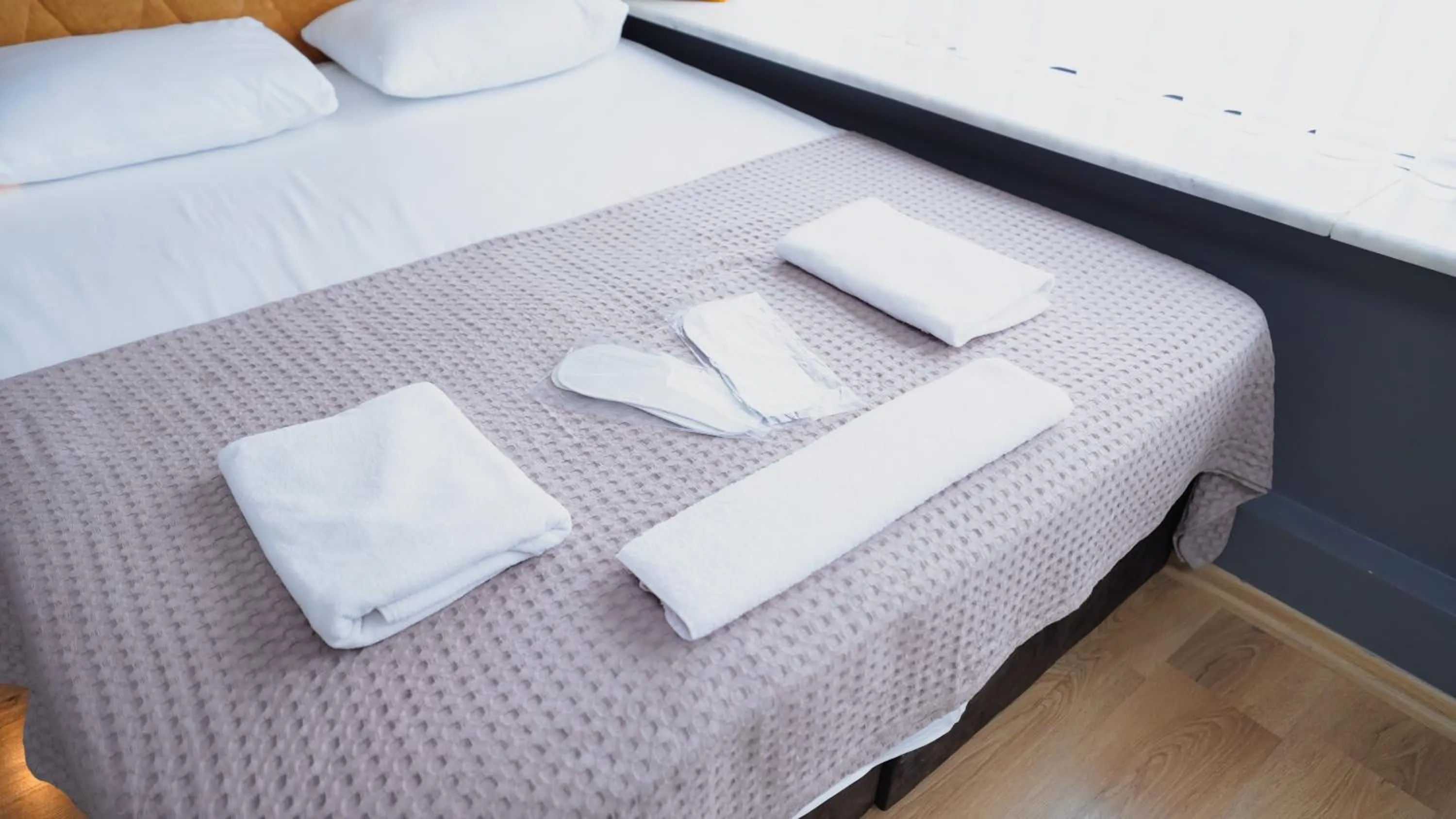 Bed in Luka Suit Hotel