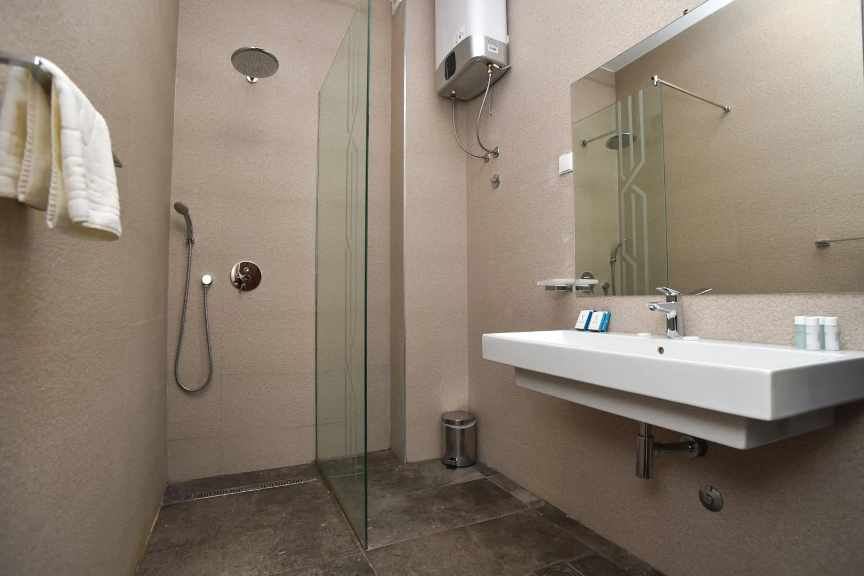 Bathroom in BARBETA Accommodation