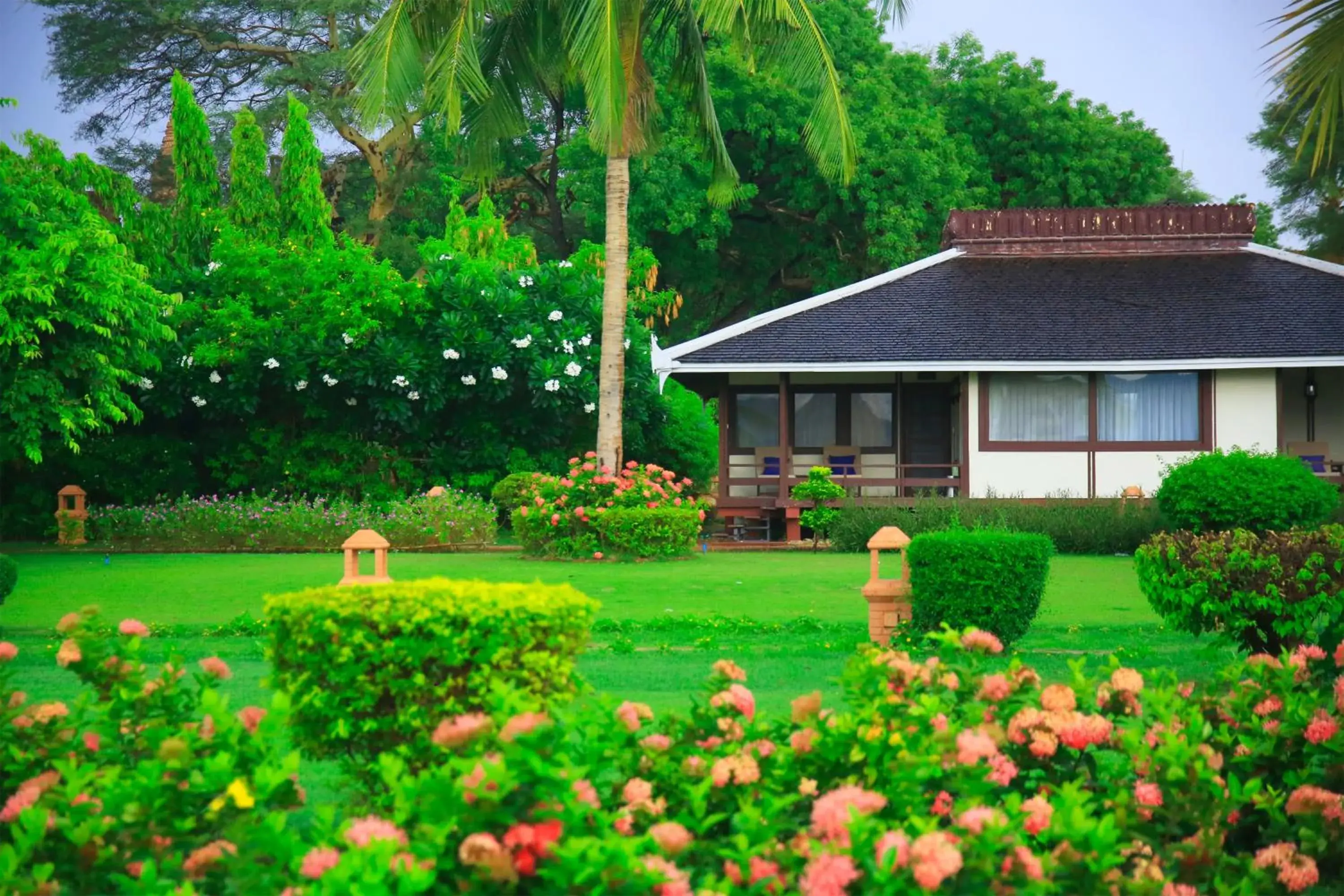 Deluxe Double Room with River View - single occupancy in Bagan Thiripyitsaya Sanctuary Resort Deluxe Double Room with River View - single occupancy in Bagan Thiripyitsaya Sanctuary Resort