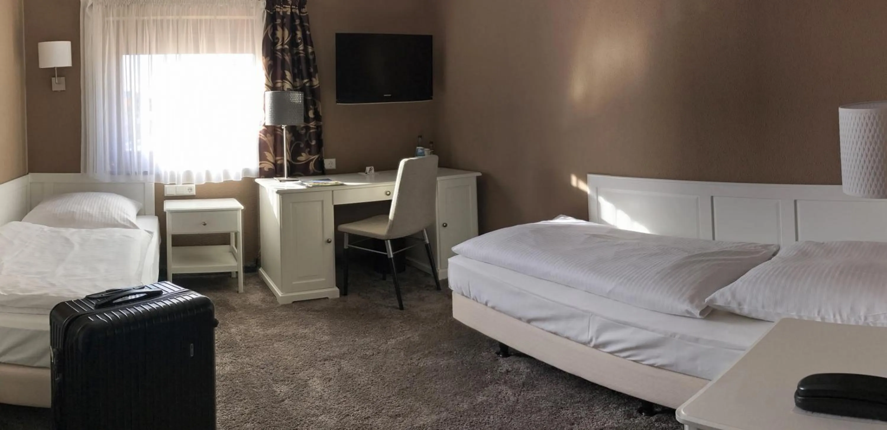 Photo of the whole room, Bed in Boutiquehotel Goldhahn Bio Sport & Wellness